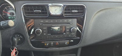 2012 Chrysler 200 Touring