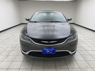 2016 Chrysler 200 Limited