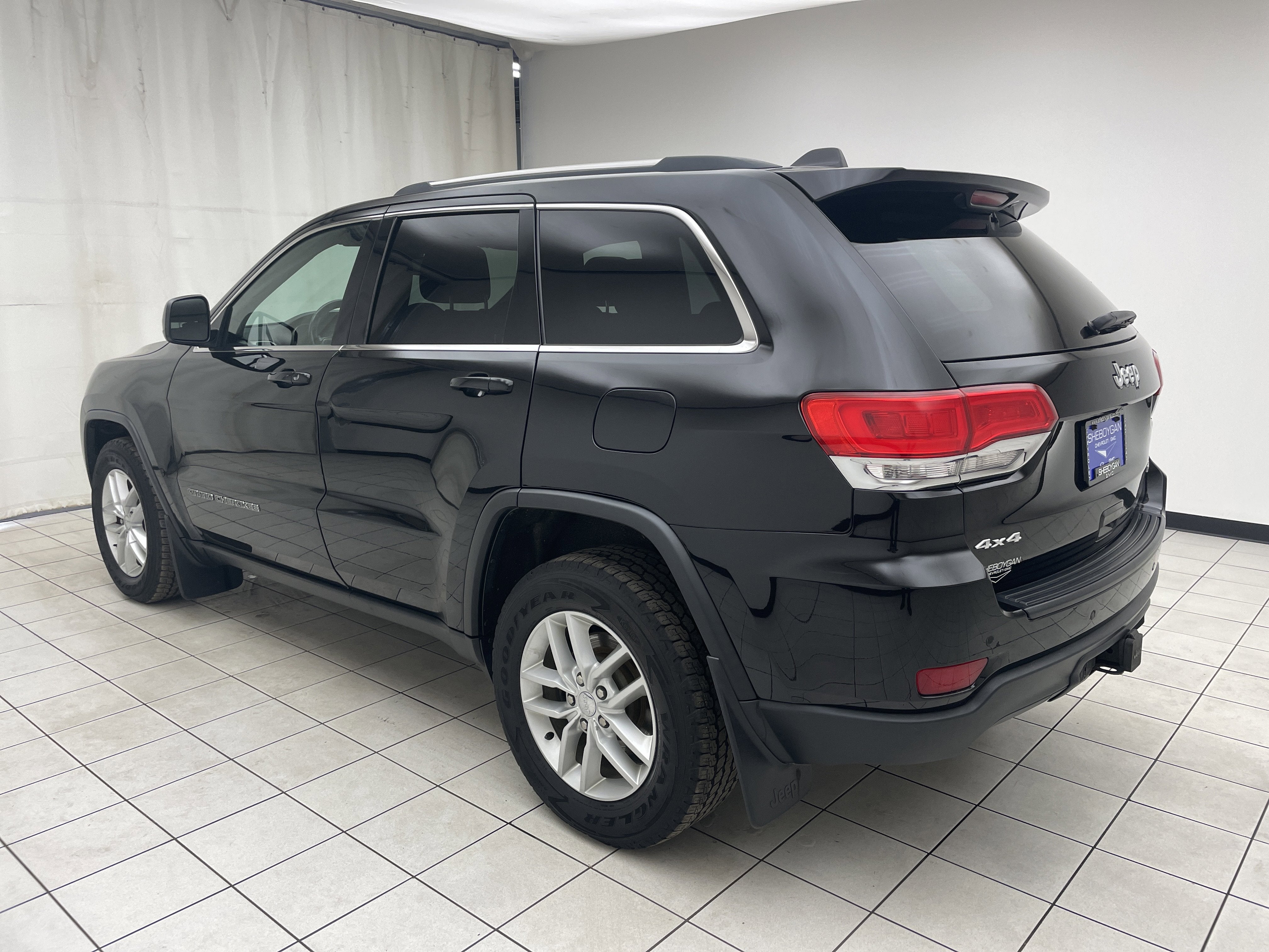 2017 Jeep Grand Cherokee Laredo 4x4