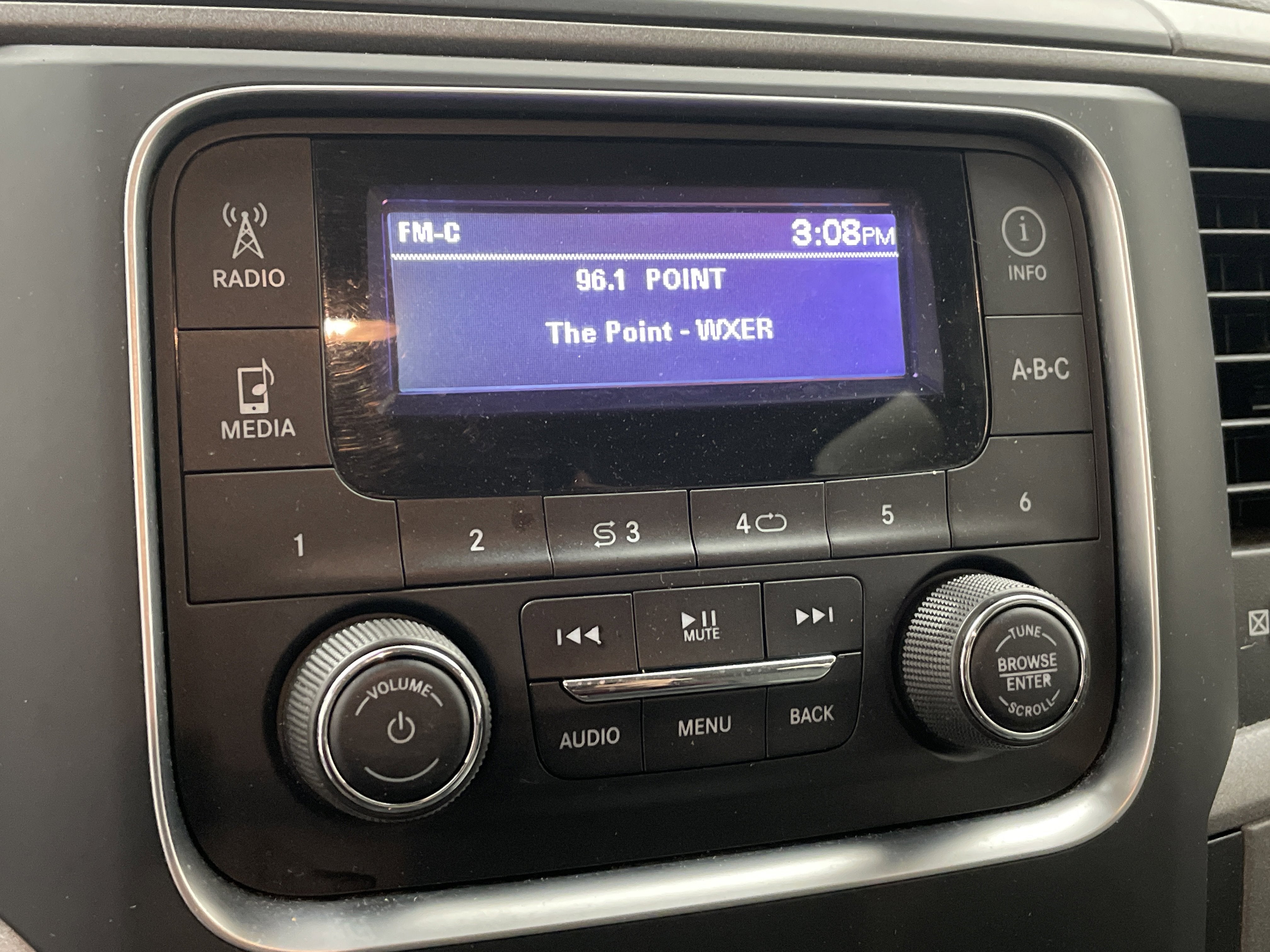 2017 RAM 1500 Express Quad Cab 4x4 6'4" Box