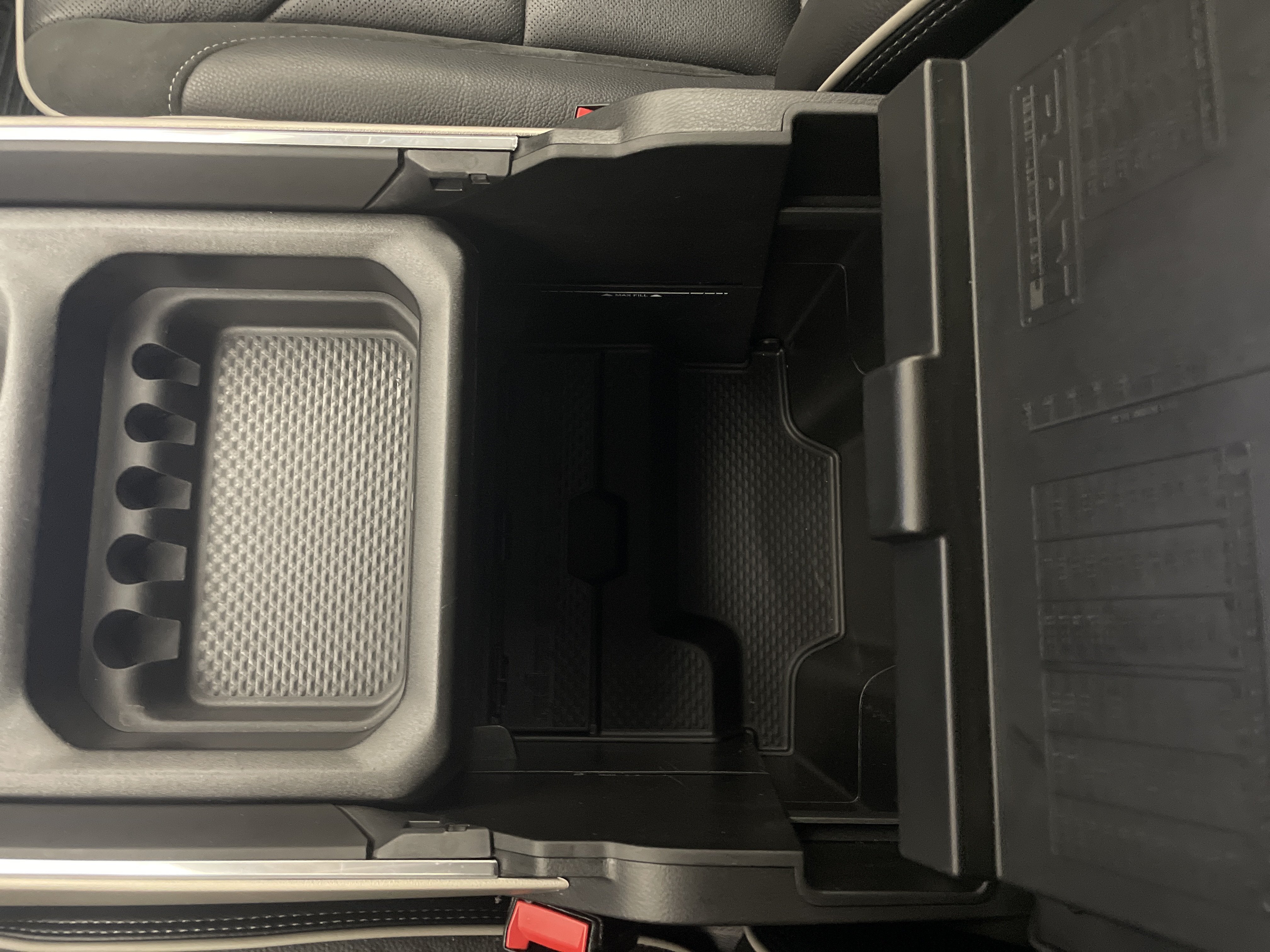2022 RAM 1500 Laramie Crew Cab 4x4 5'7" Box