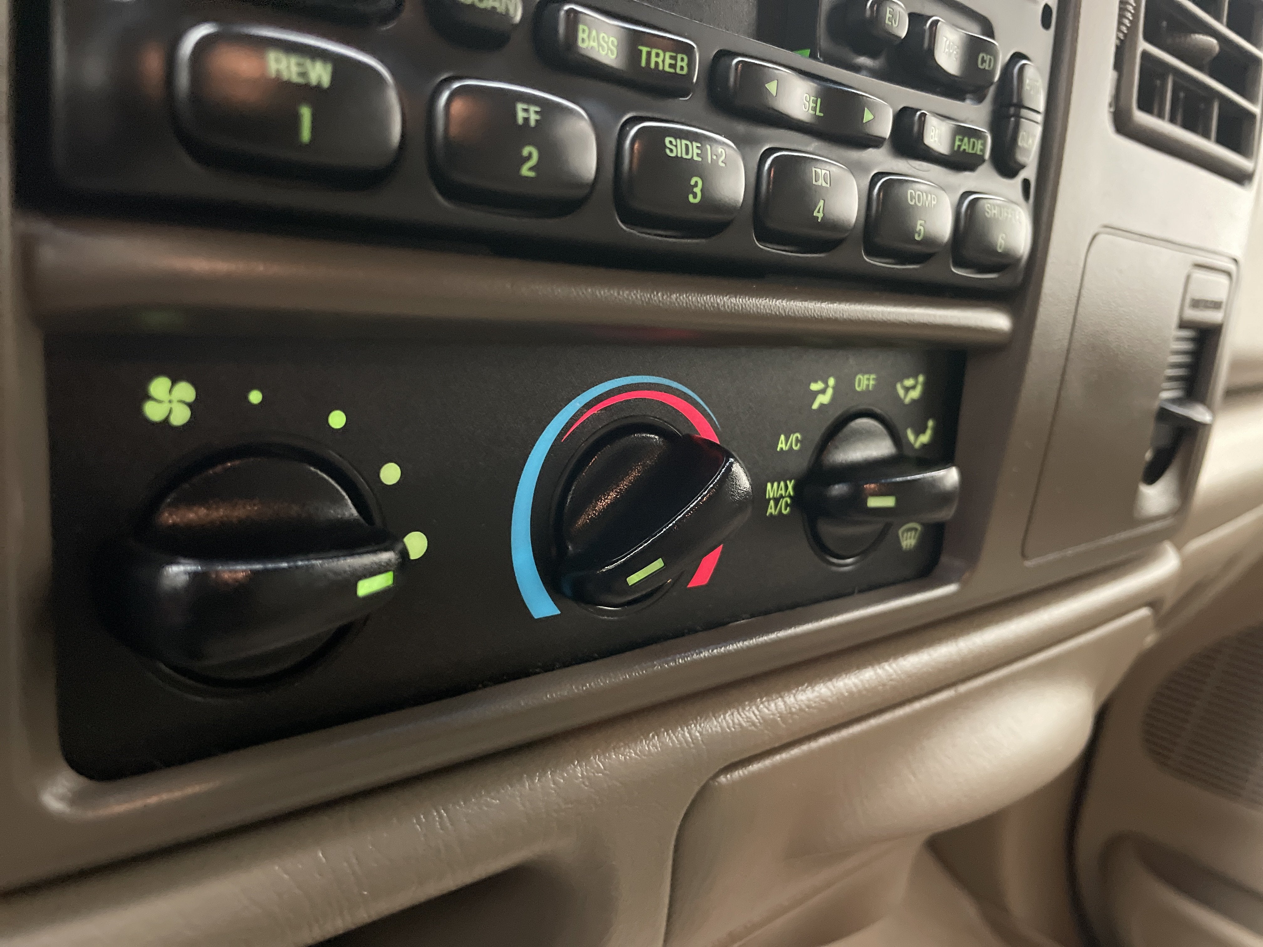 2004 Ford Super Duty F-250 XL