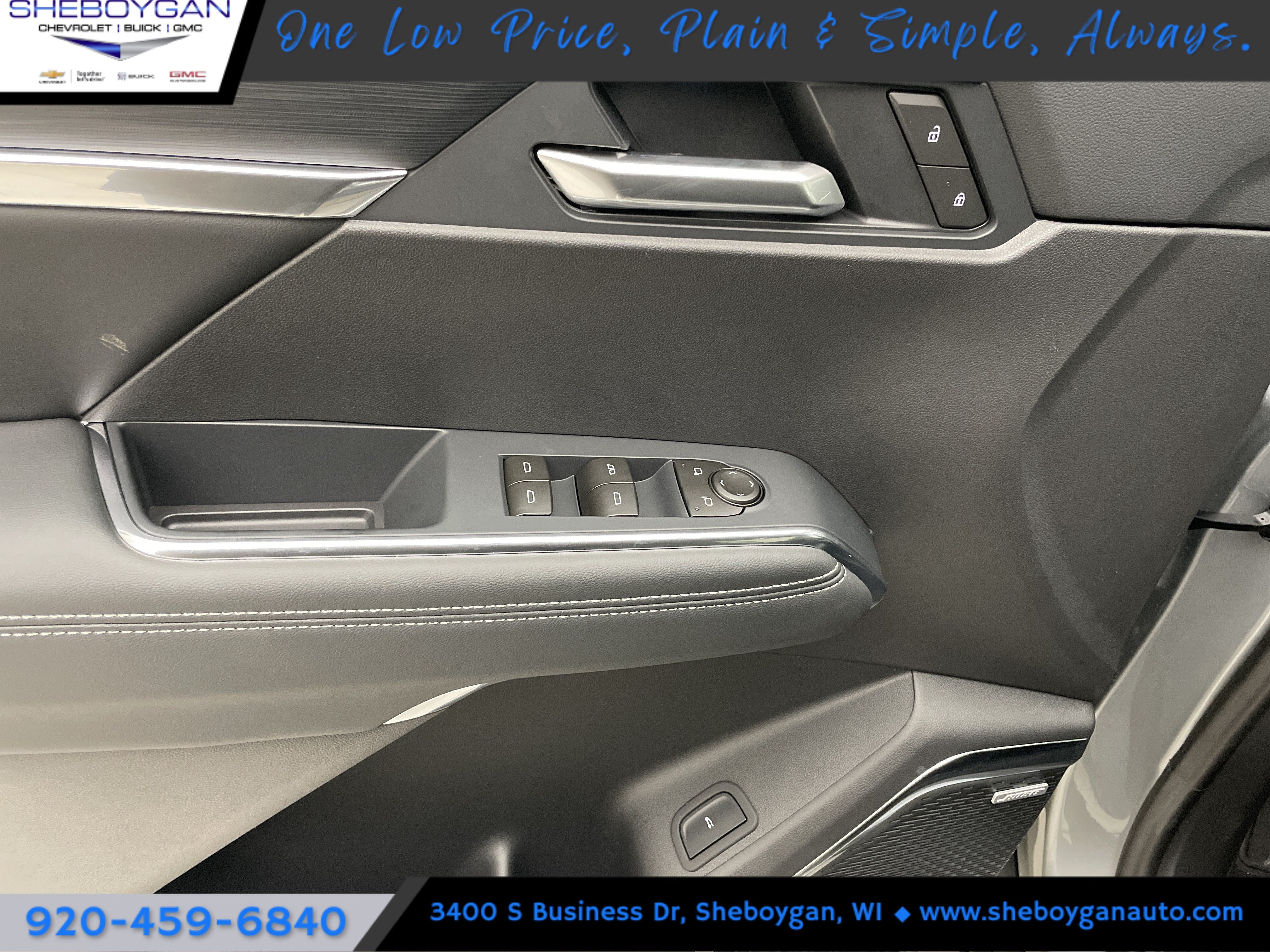 2027 GMC Acadia Elevation