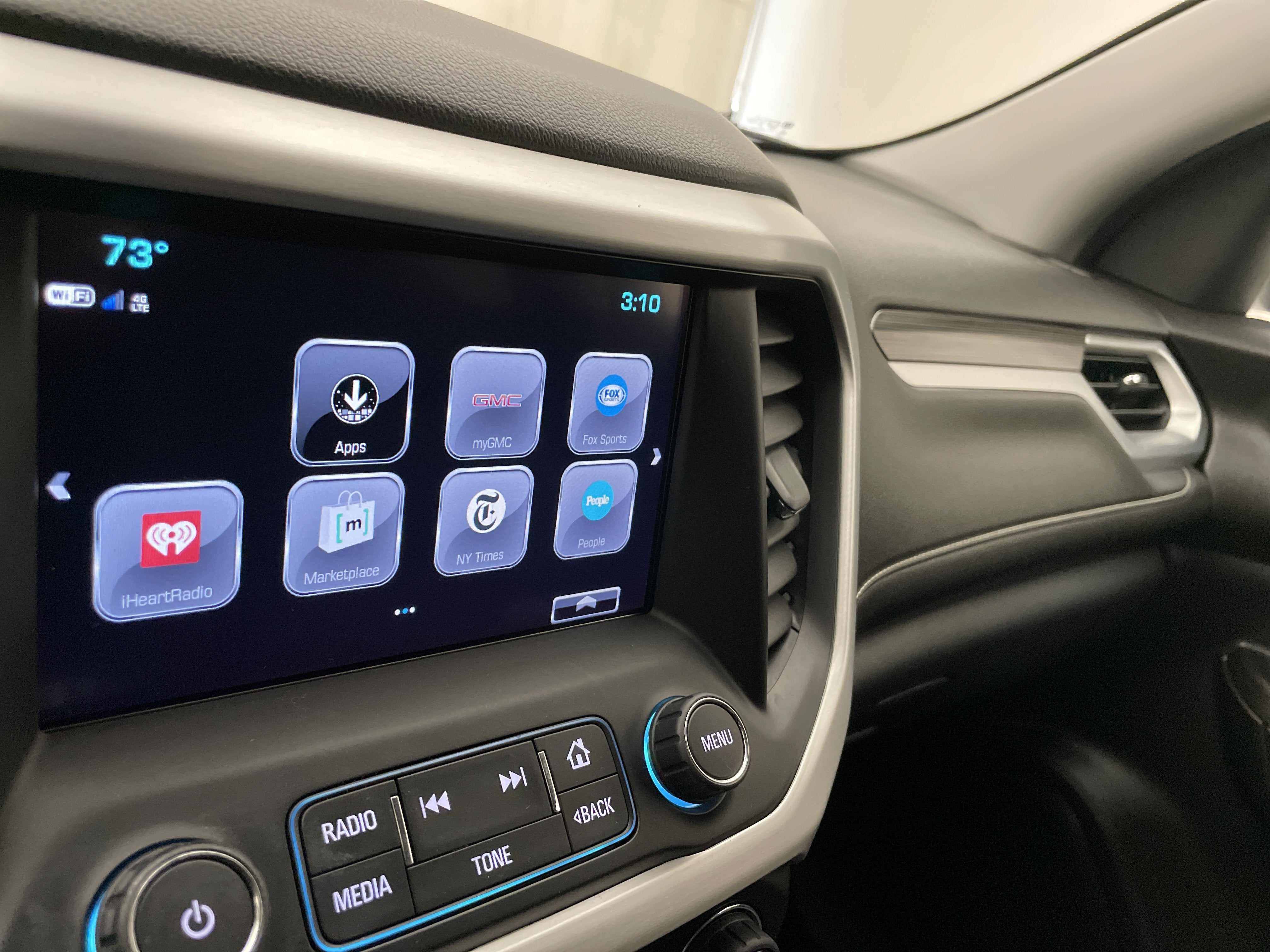 2019 GMC Acadia SLT