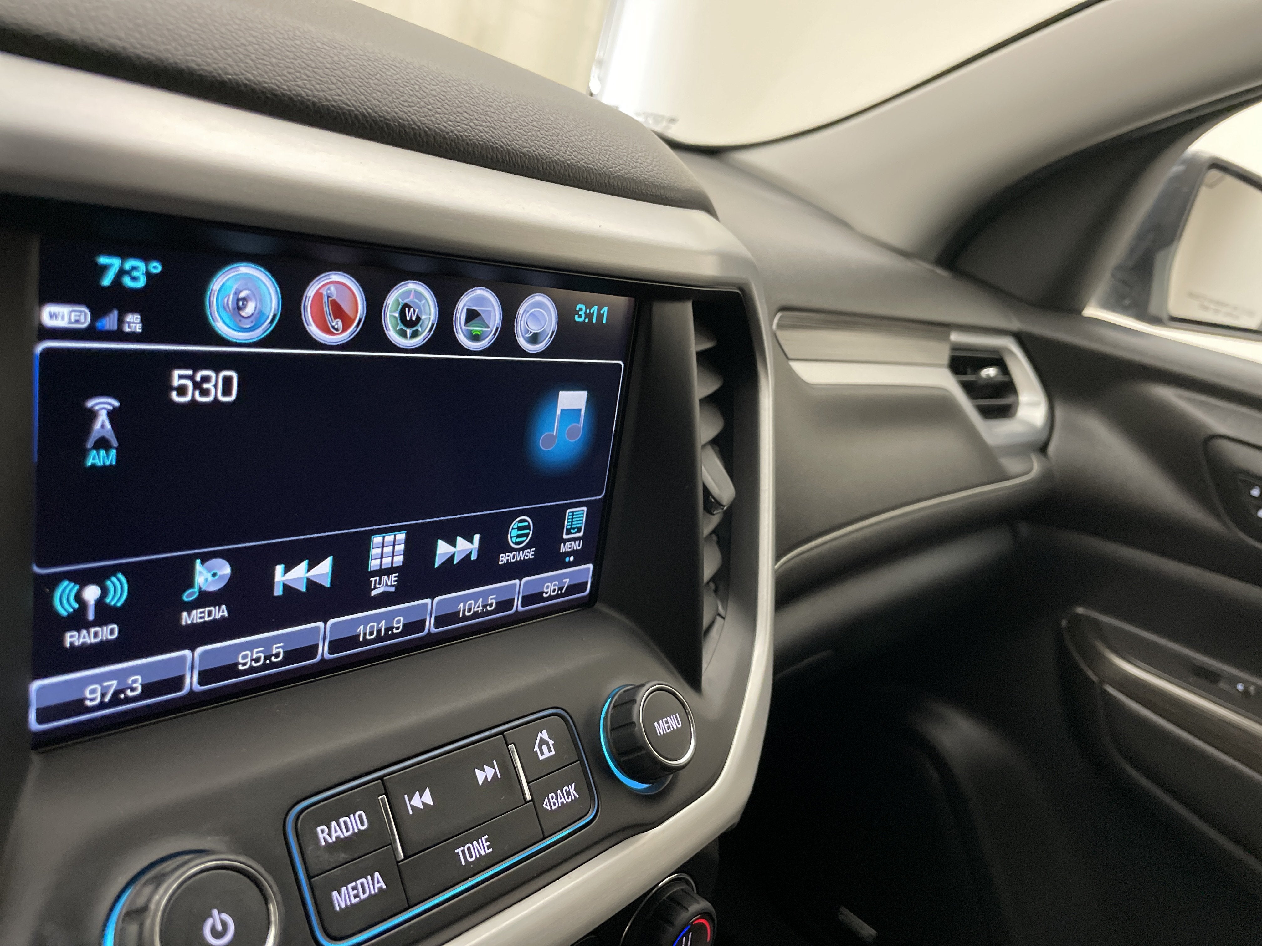 2019 GMC Acadia SLT