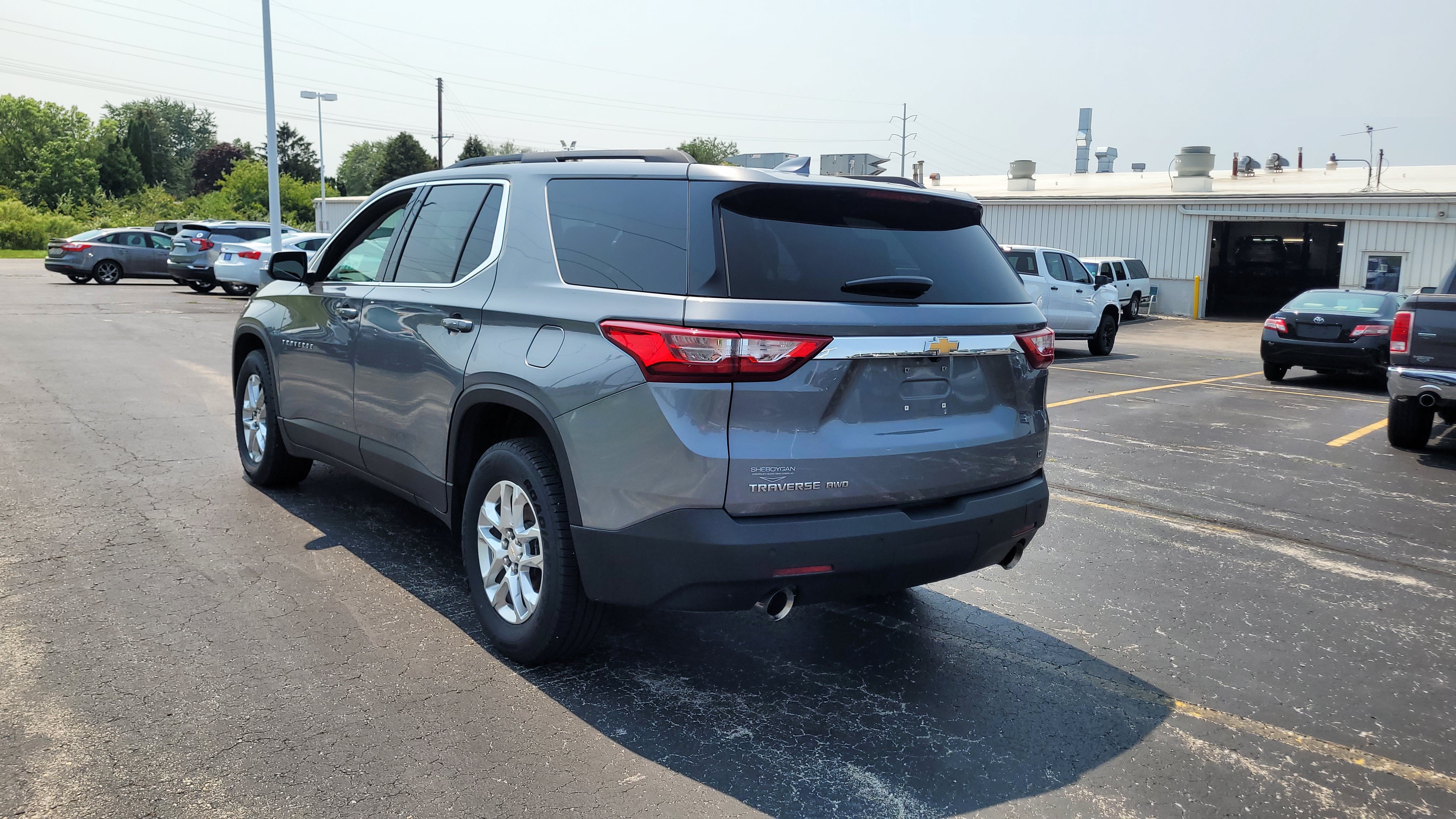 2021 Chevrolet Traverse LT Cloth