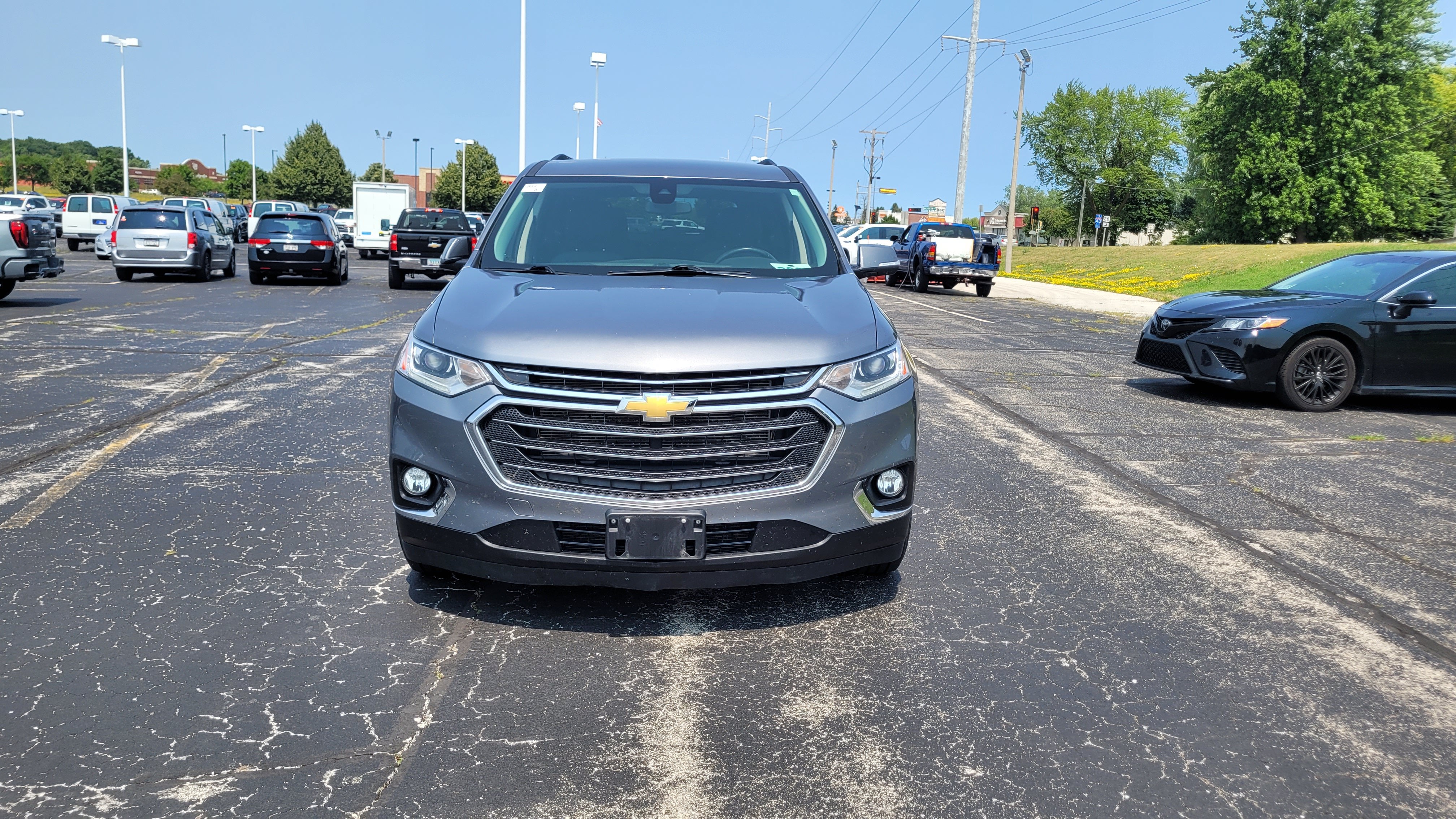 2021 Chevrolet Traverse LT Cloth