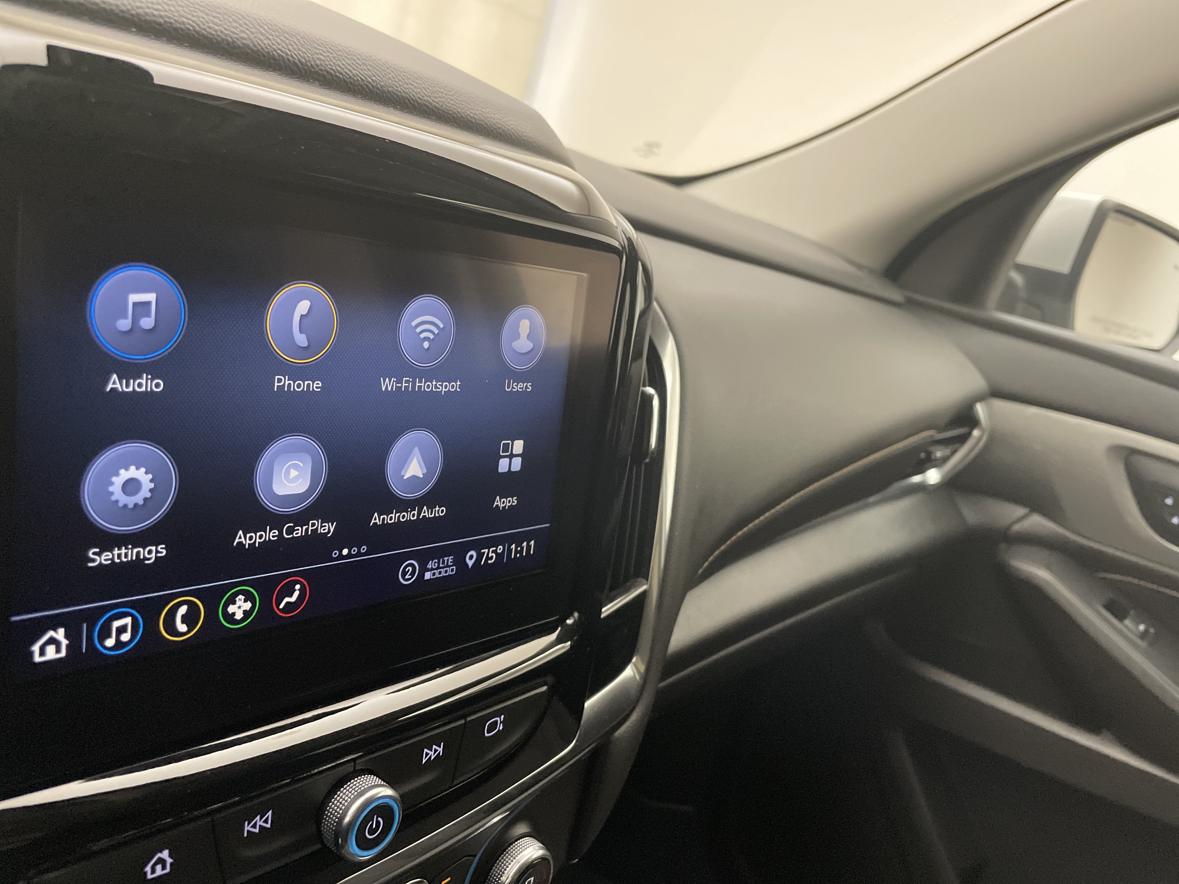 2021 Chevrolet Traverse LT Cloth