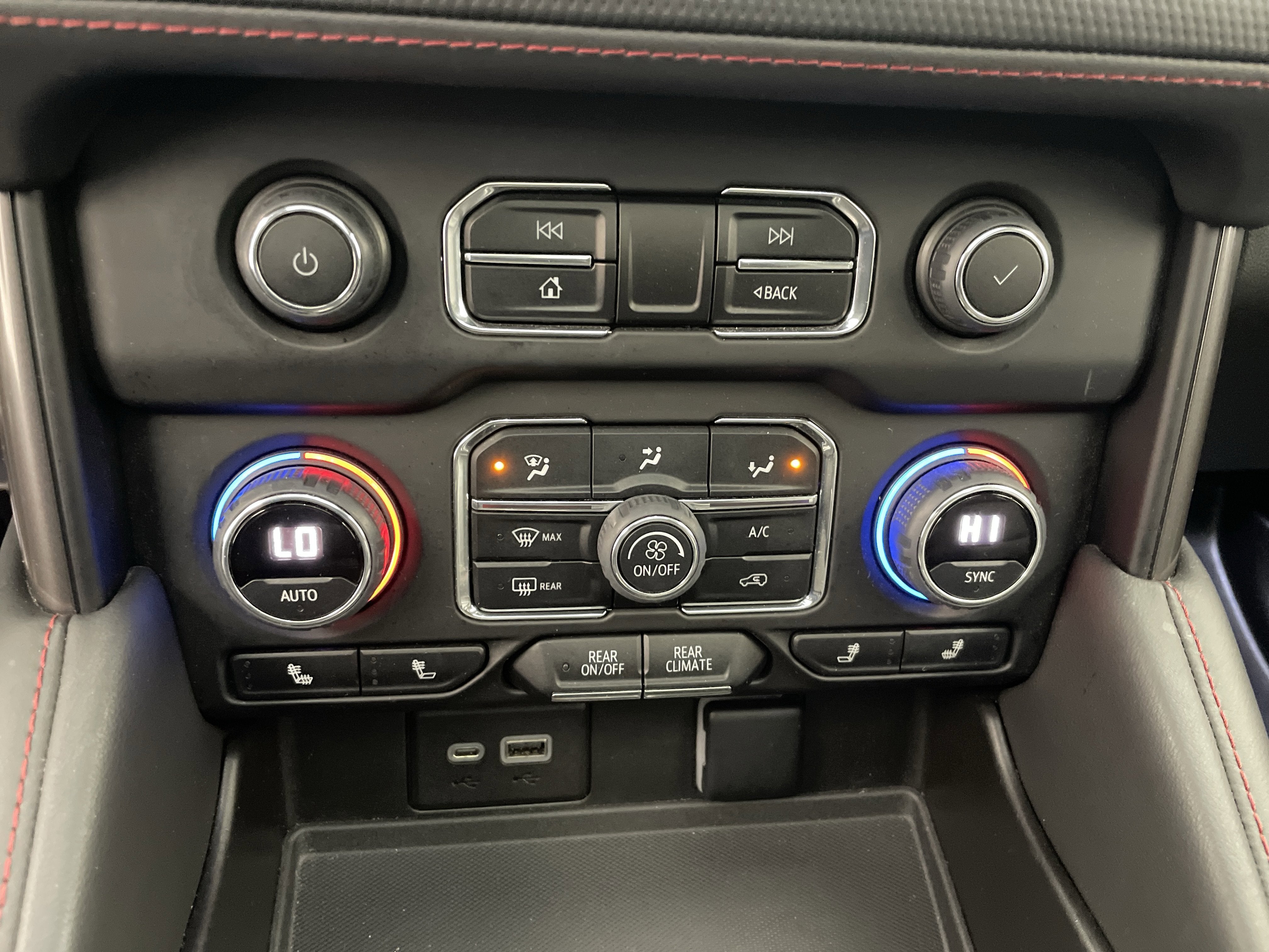 2023 Chevrolet Tahoe RST