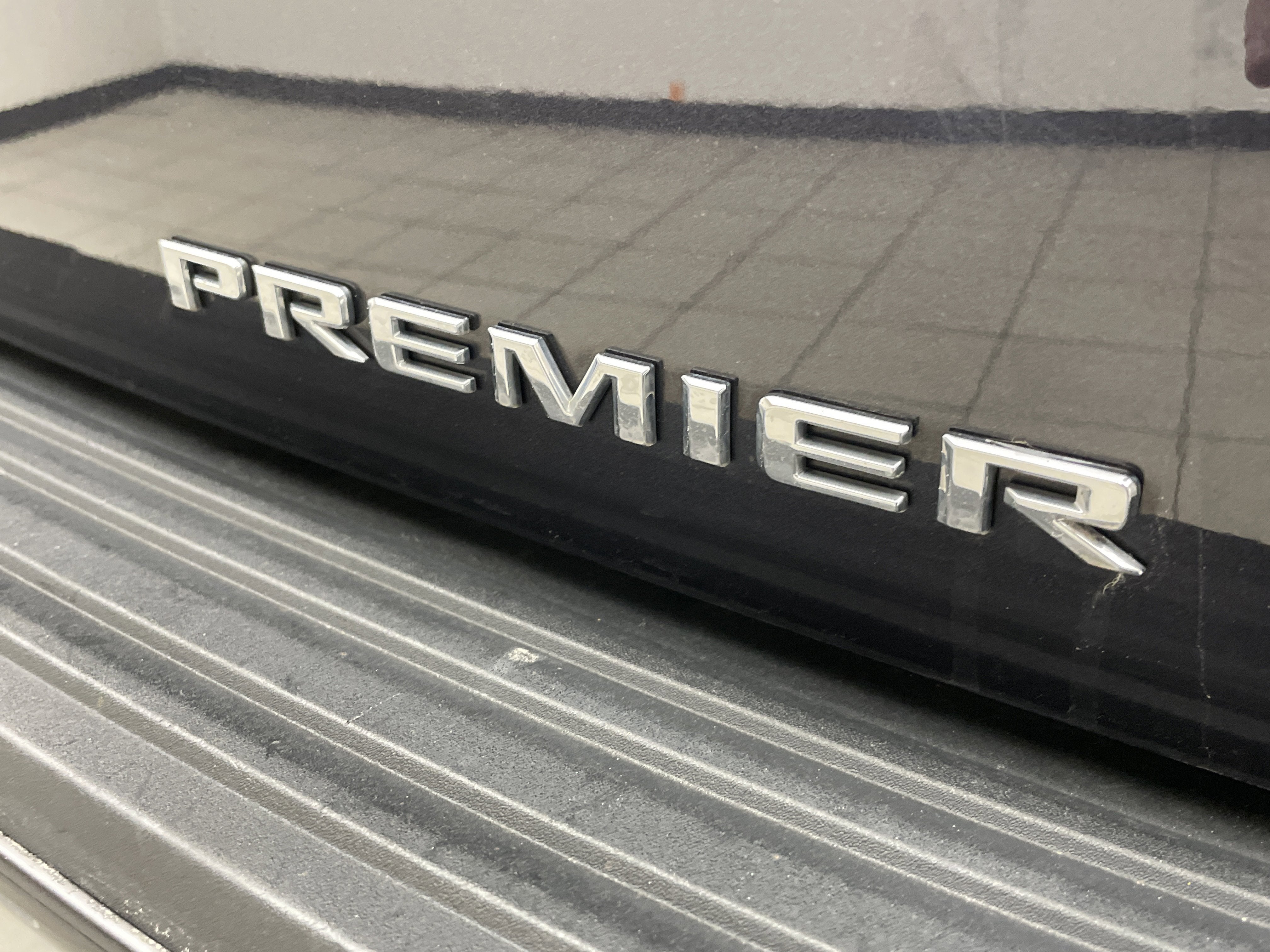 2022 Chevrolet Tahoe Premier