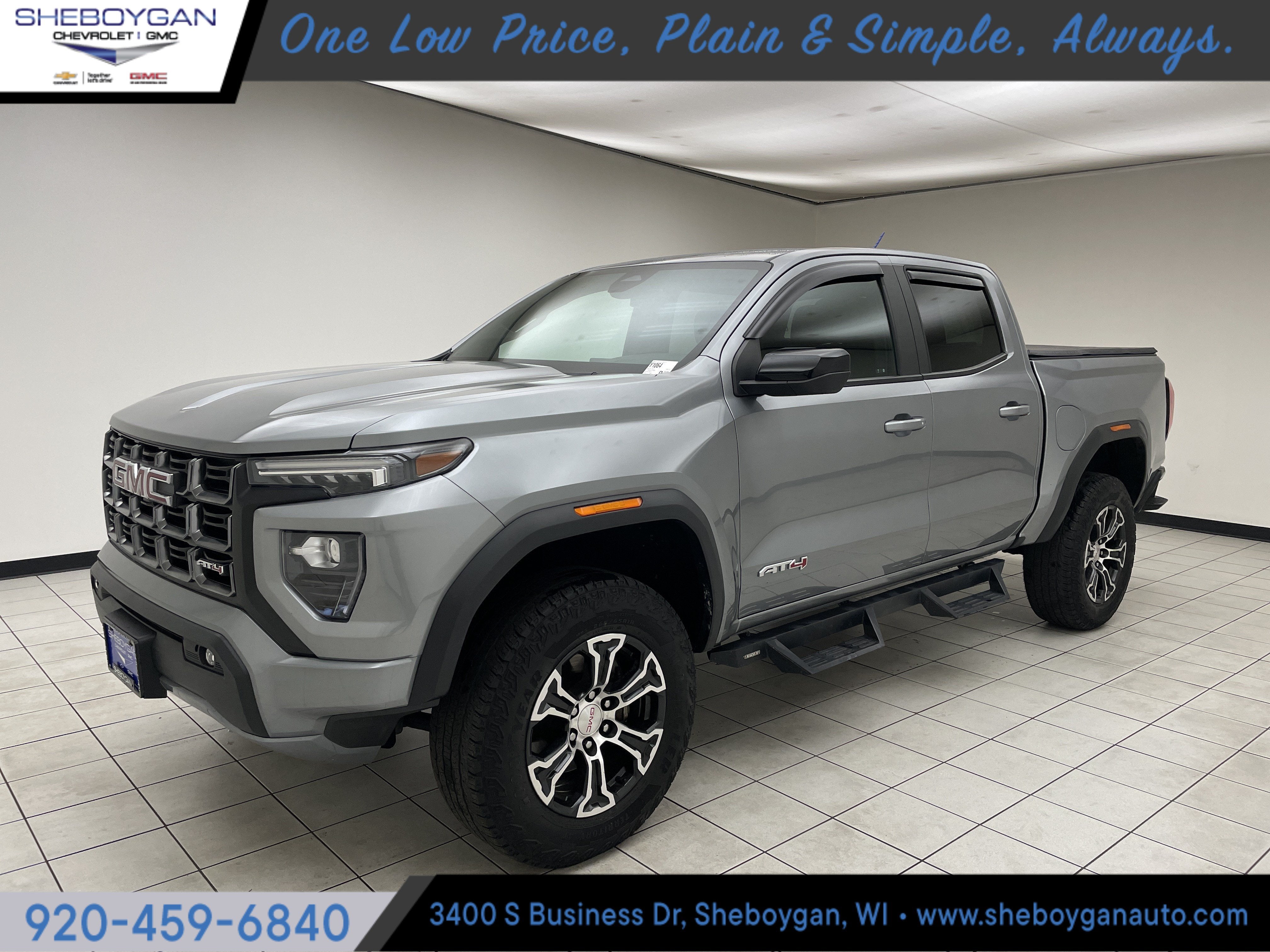 2023 GMC Canyon 4WD AT4