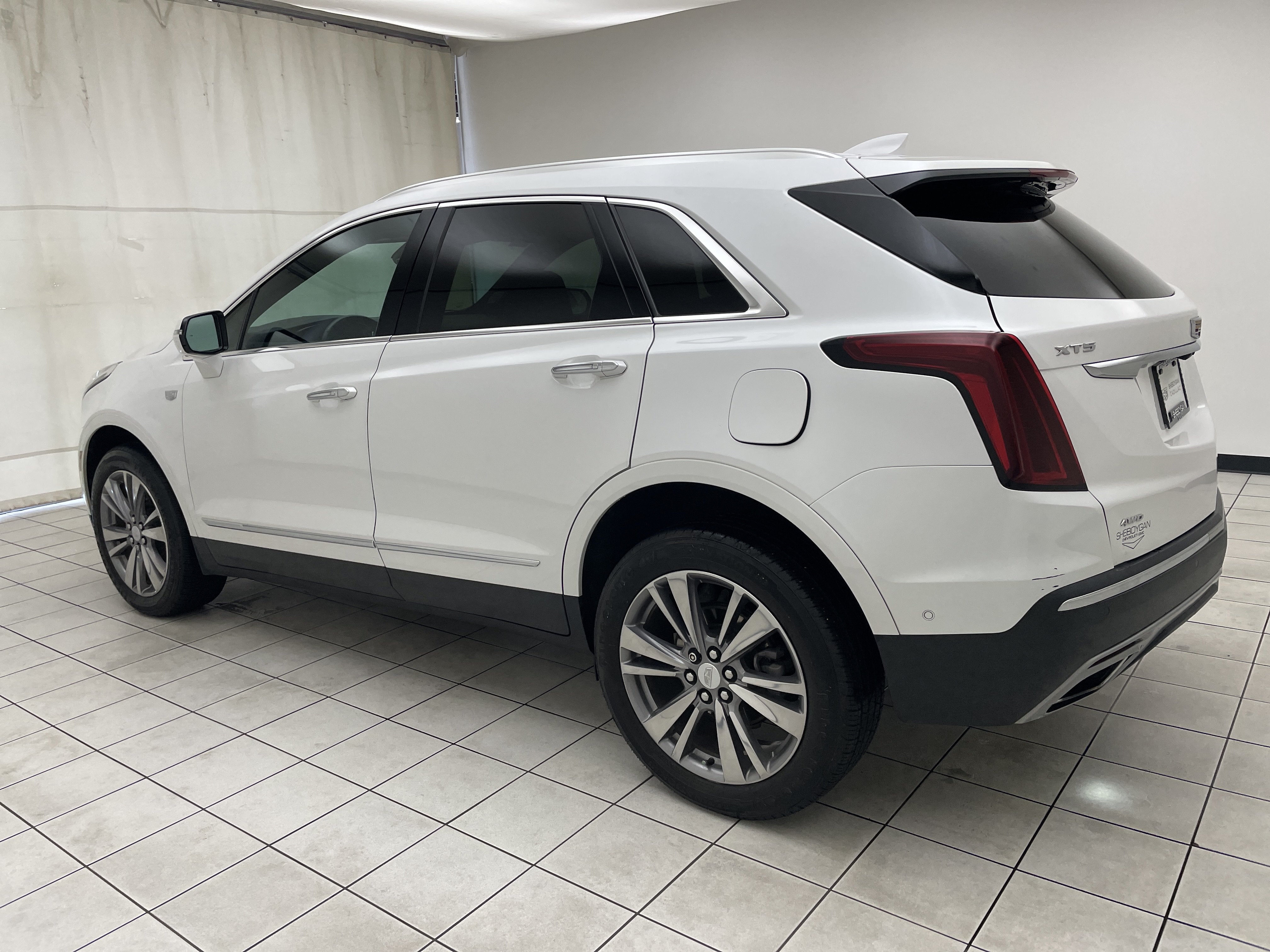 2022 Cadillac XT5 Premium Luxury