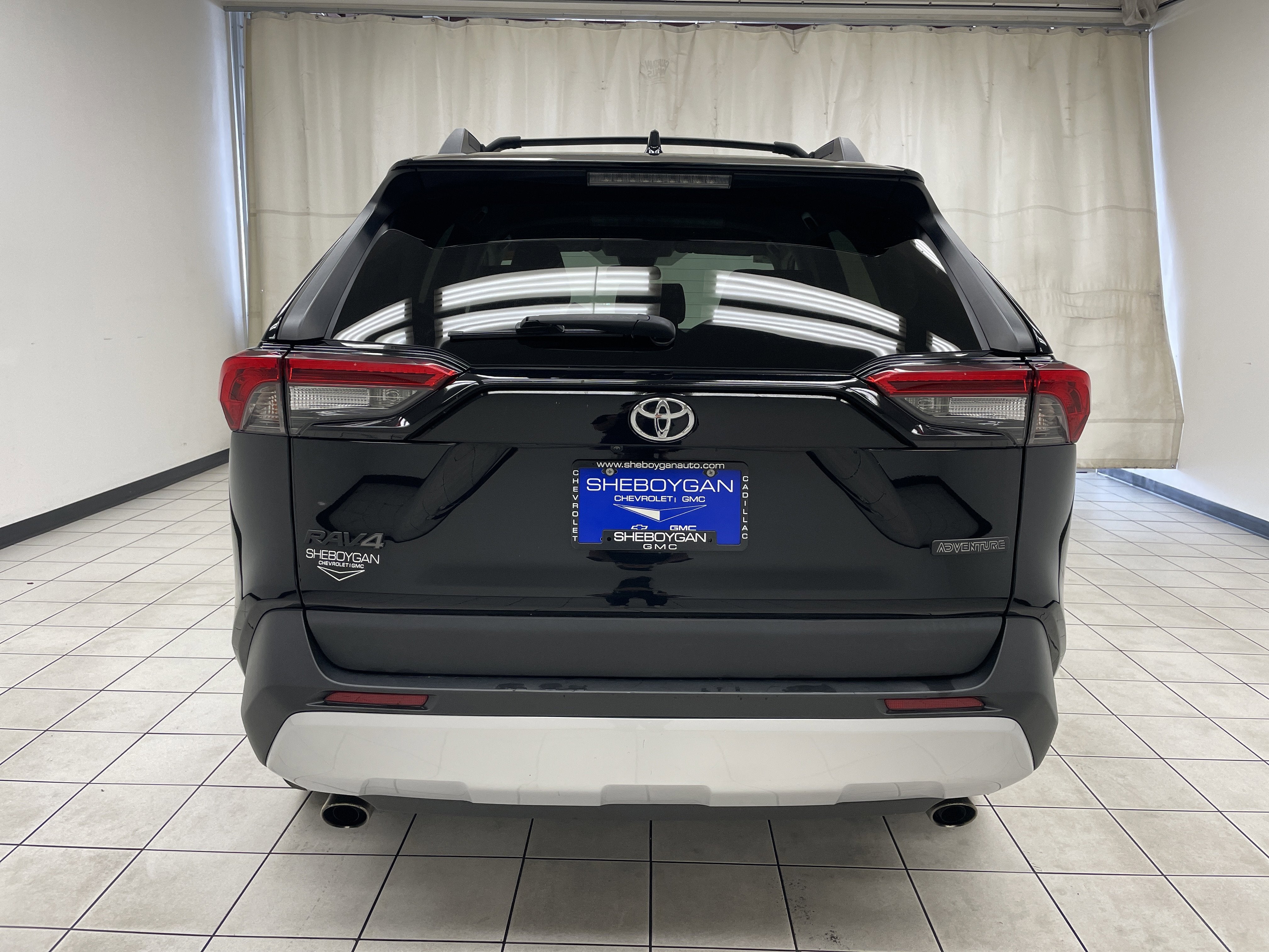 2020 Toyota RAV4 Adventure