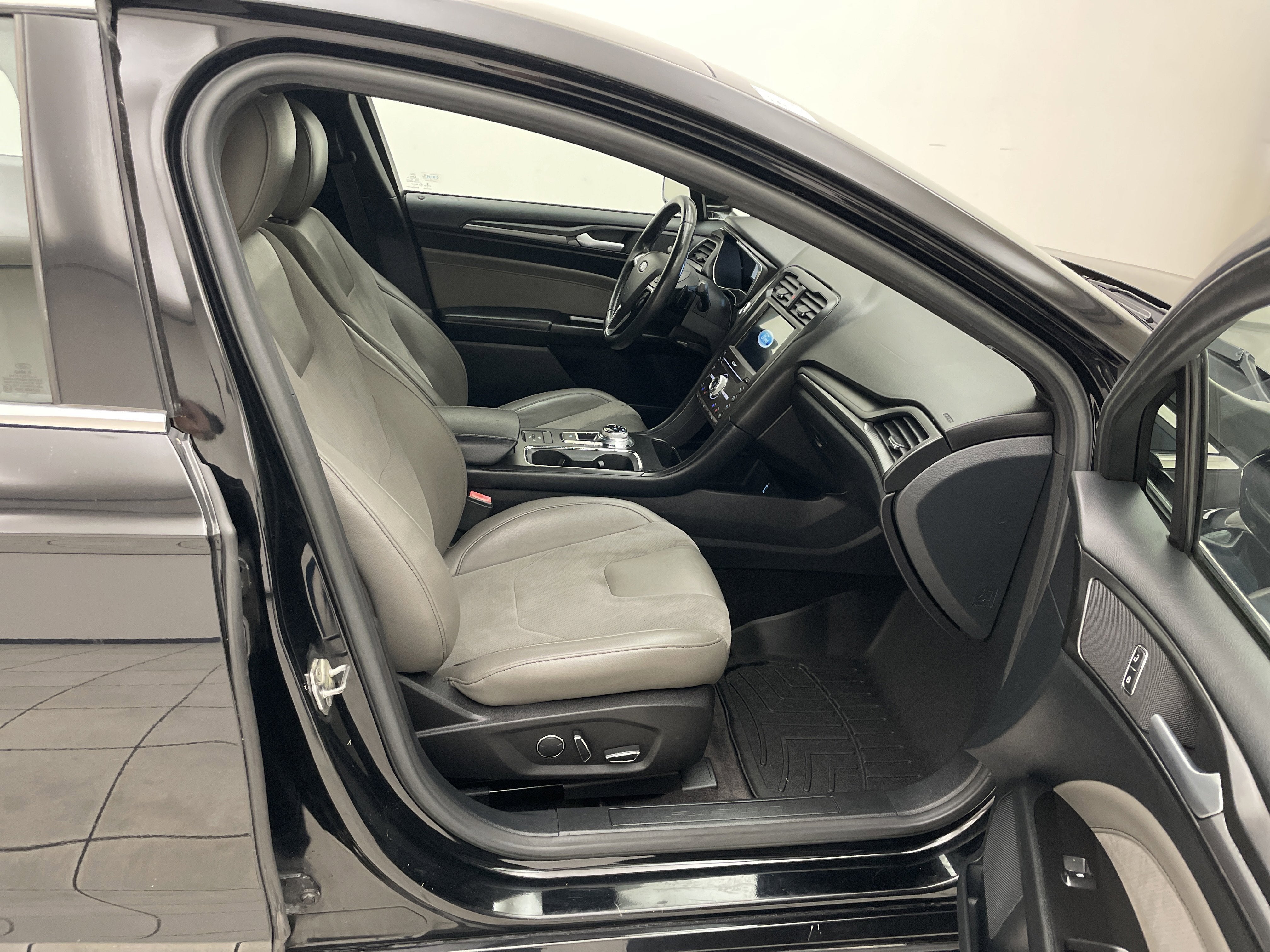 2017 Ford Fusion Sport
