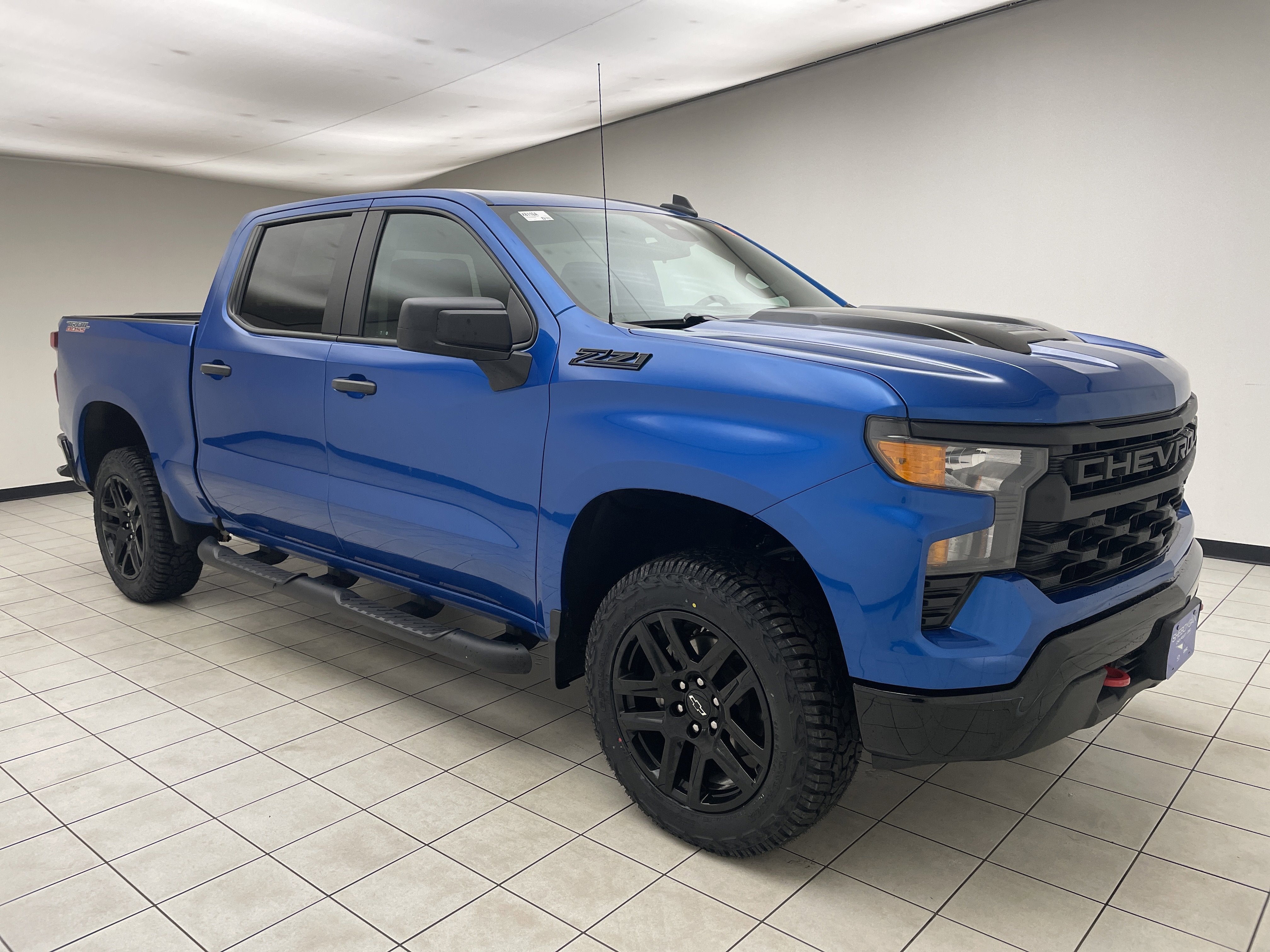 2023 Chevrolet Silverado 1500 Custom Trail Boss