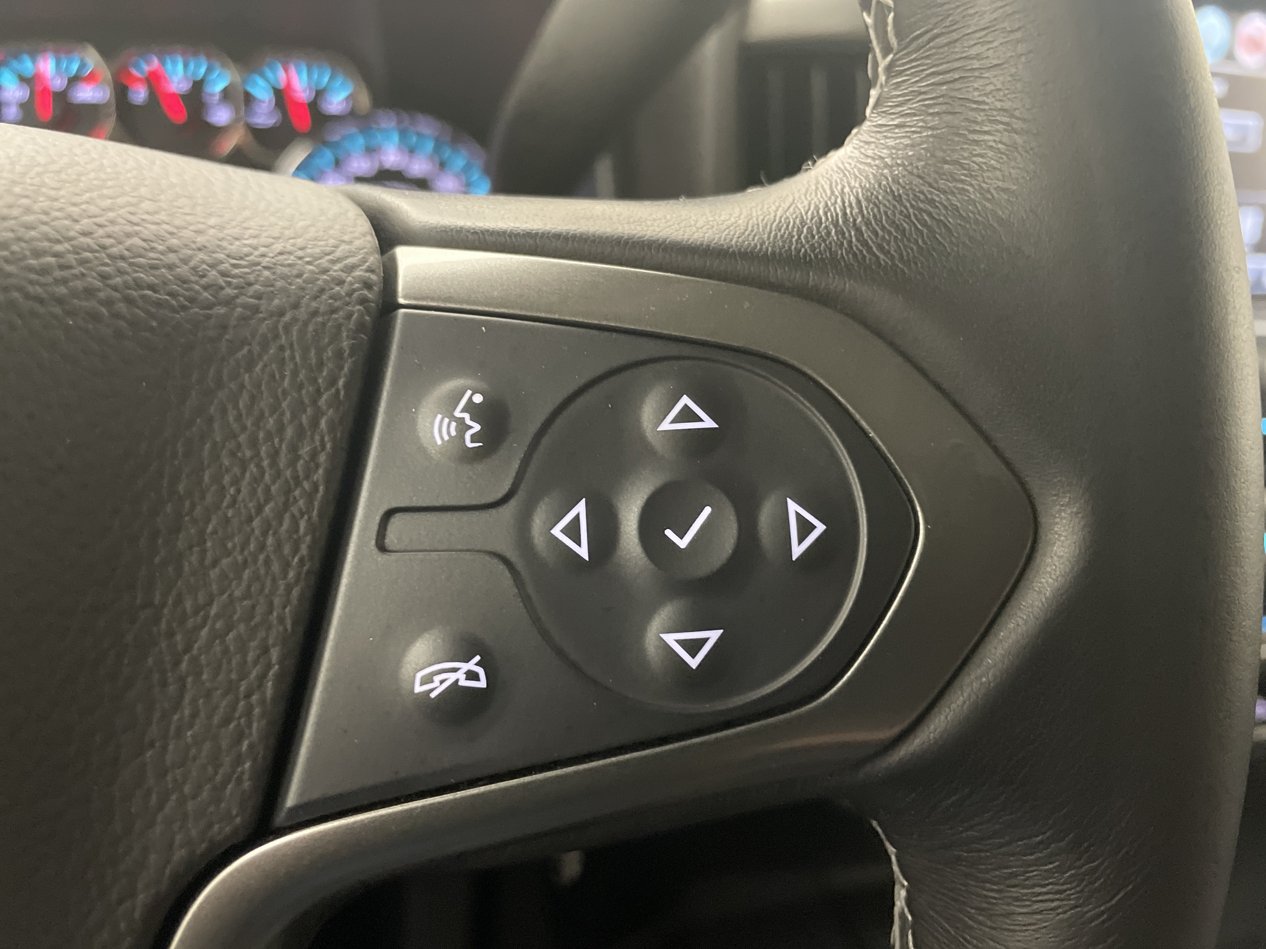 2018 Chevrolet Silverado 1500 LT - Photo 11