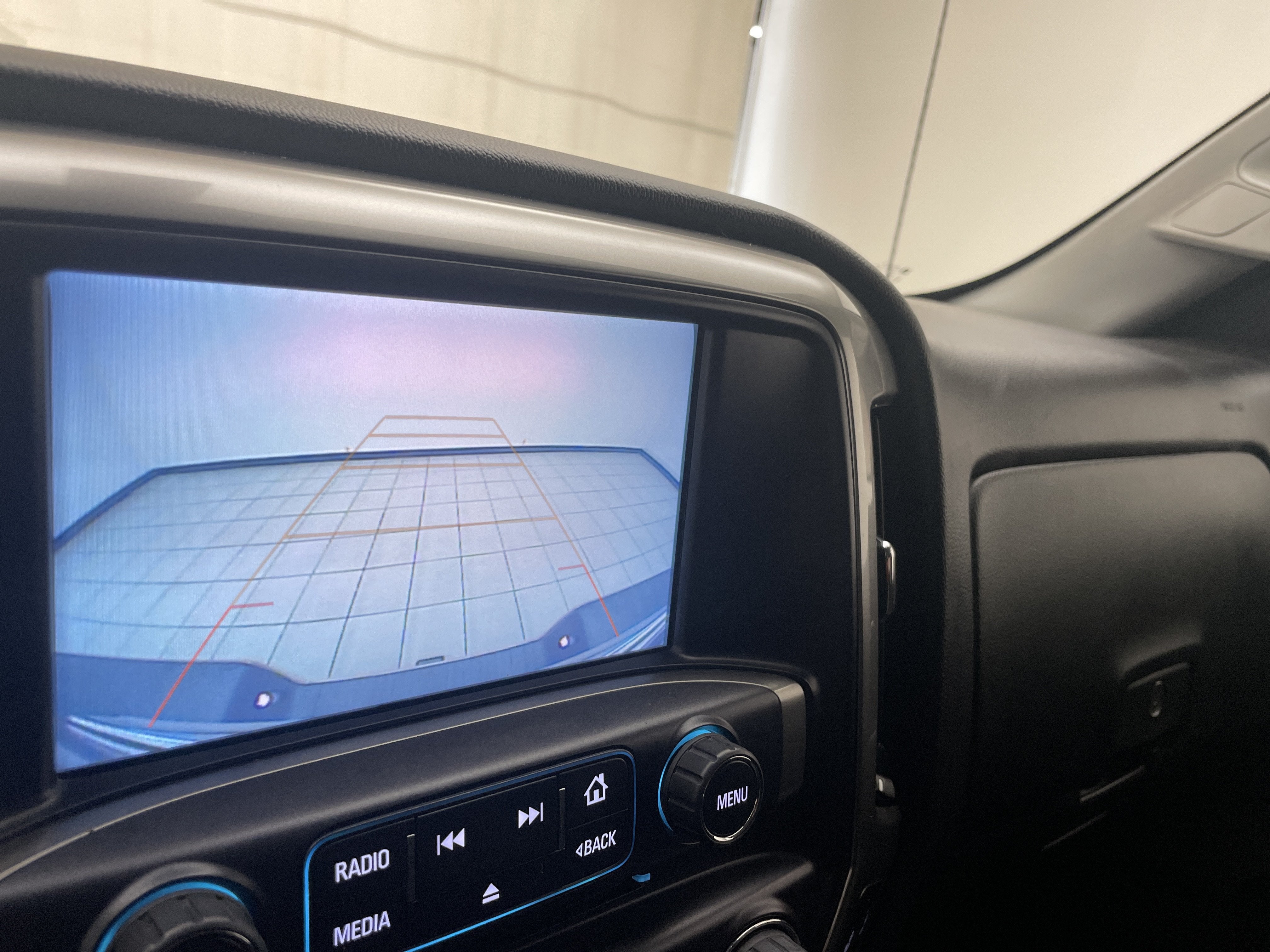 2018 Chevrolet Silverado 1500 LT - Photo 19