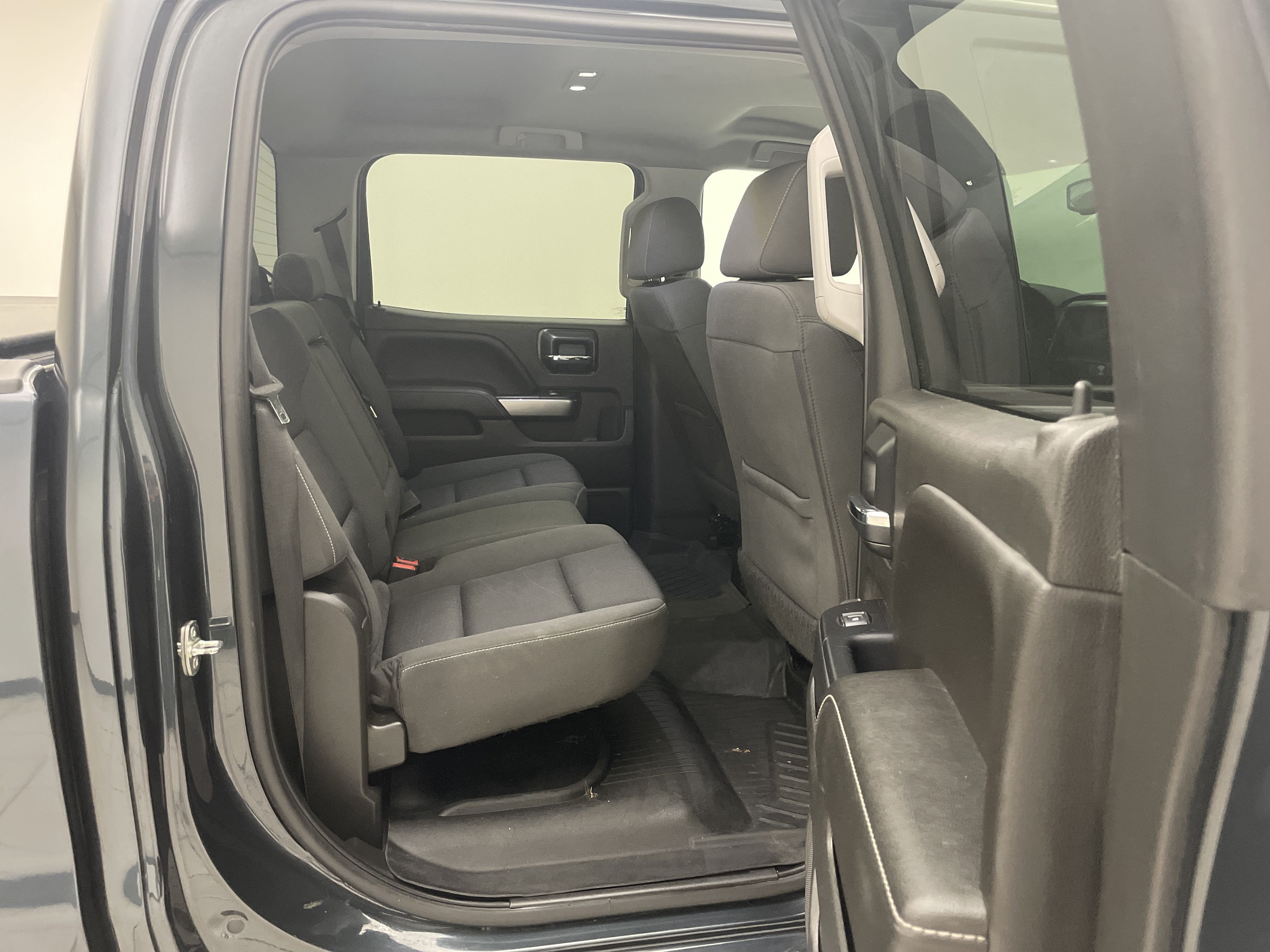 2018 Chevrolet Silverado 1500 LT - Photo 29