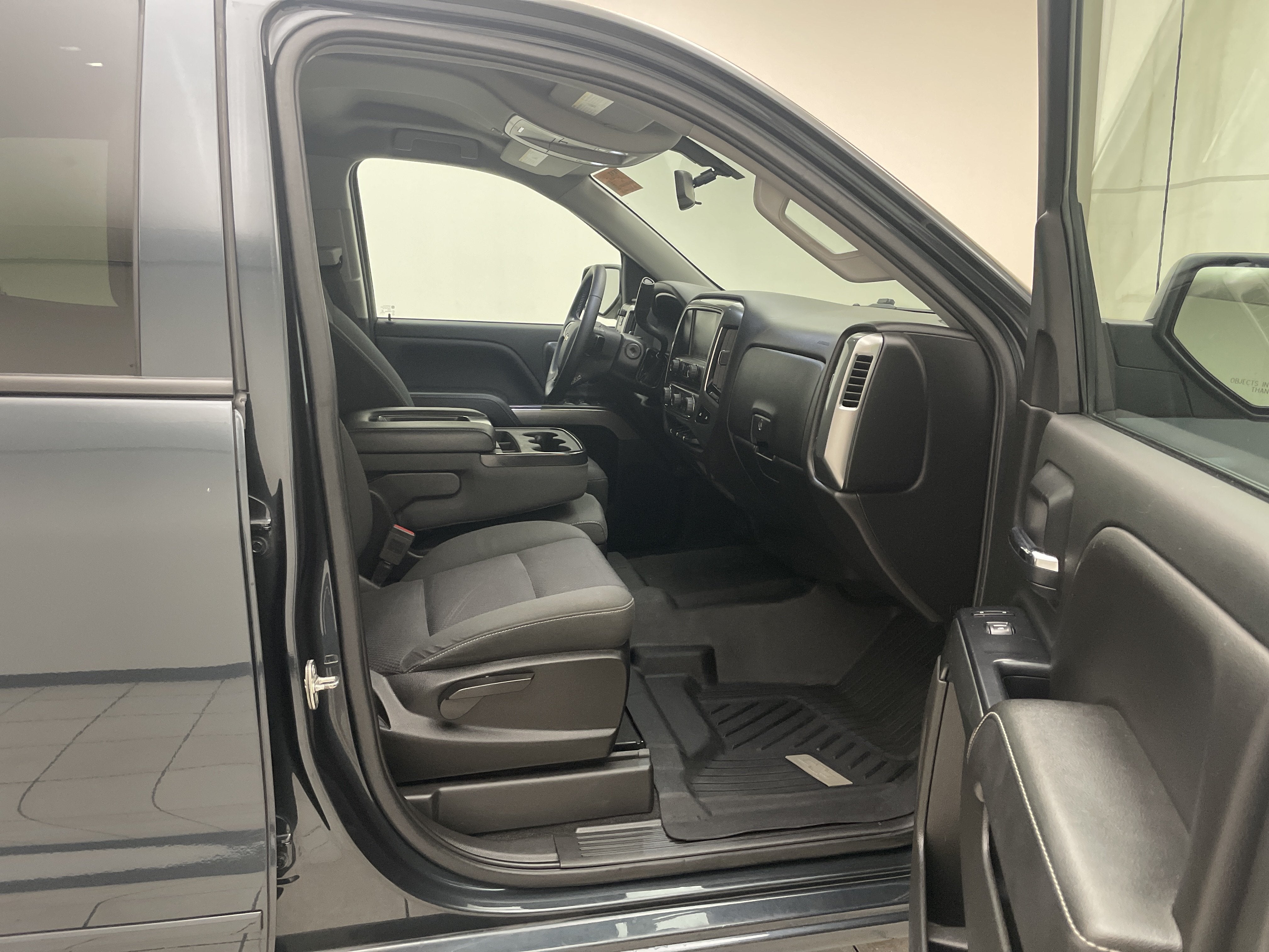 2018 Chevrolet Silverado 1500 LT - Photo 30