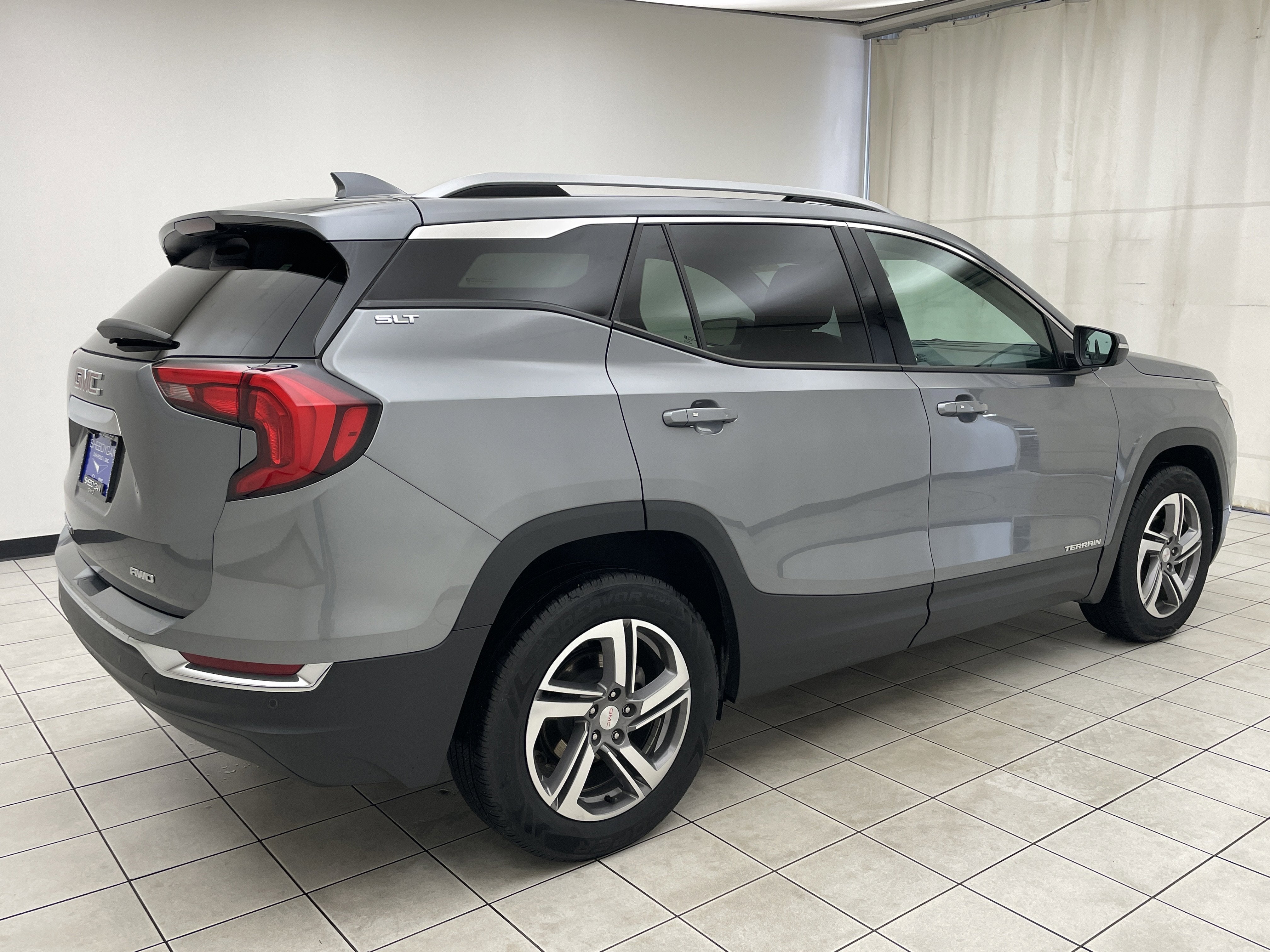 2020 GMC Terrain SLT