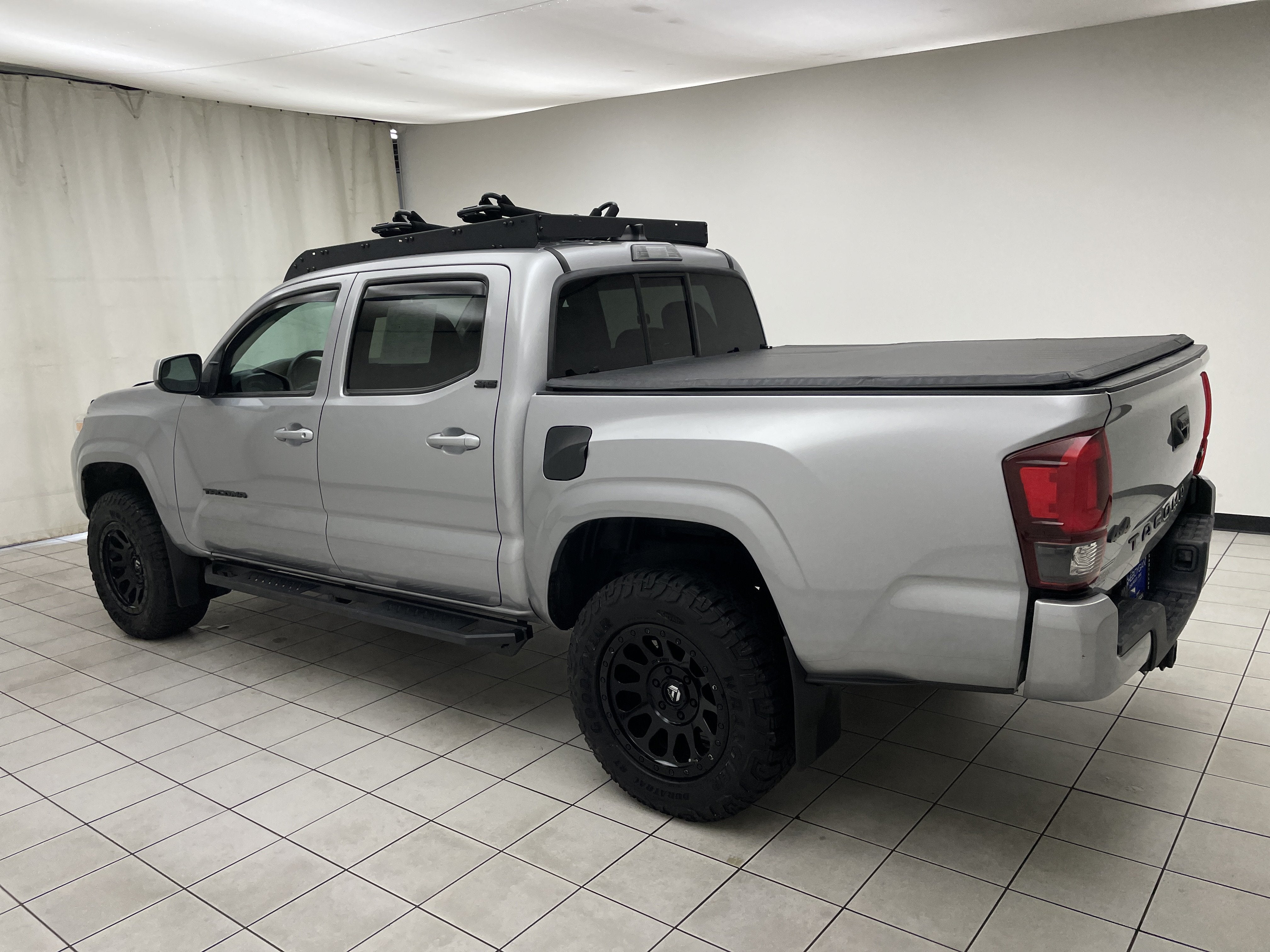2020 Toyota Tacoma SR V6