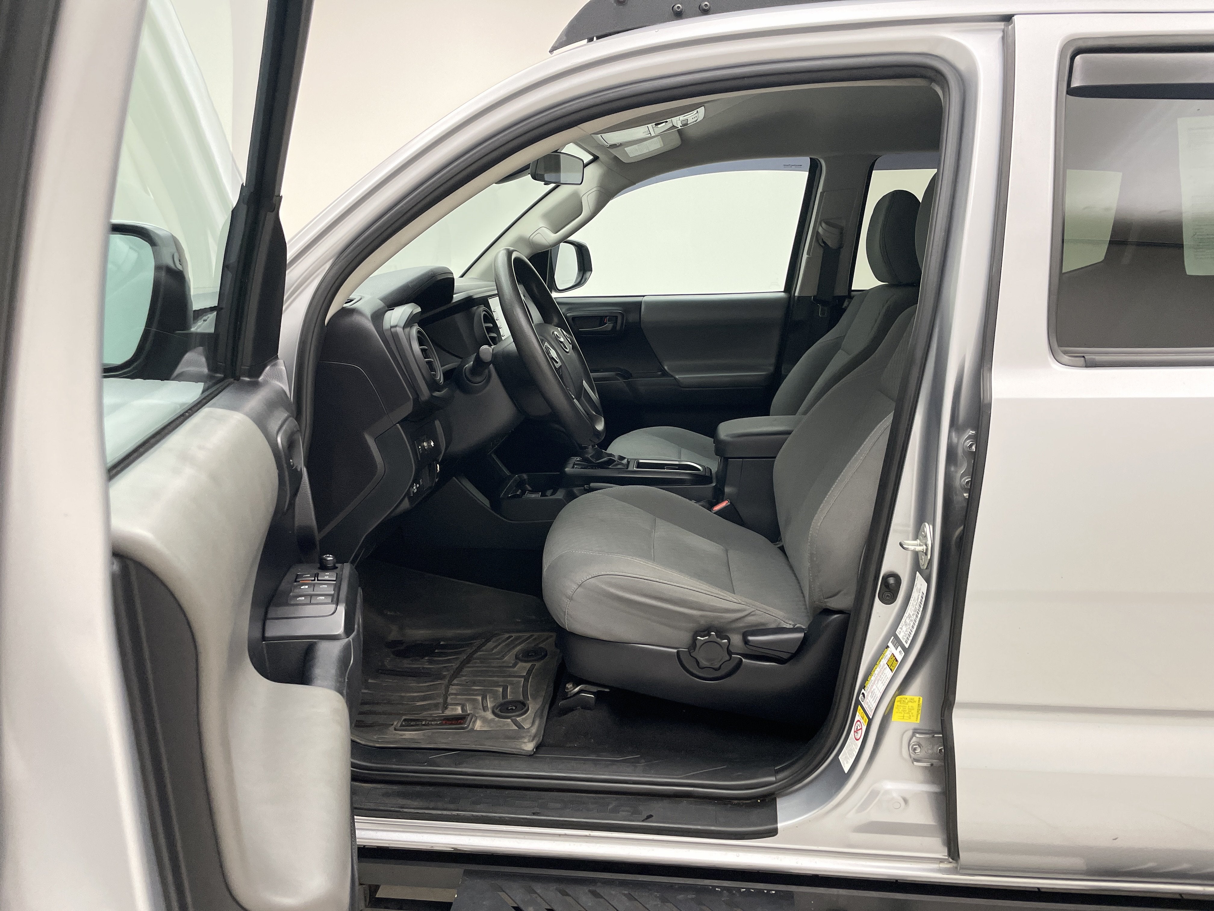 2020 Toyota Tacoma SR V6