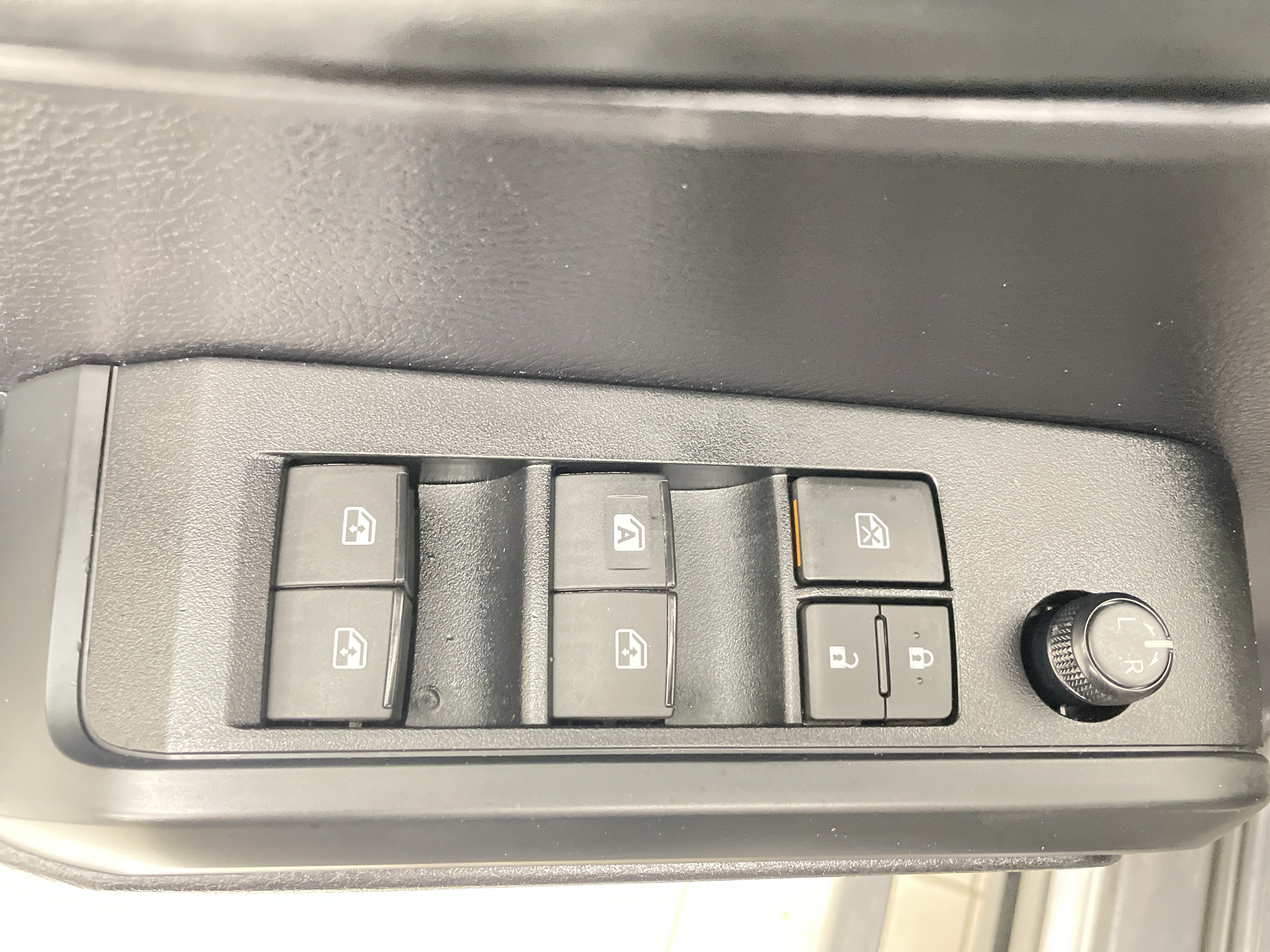 2020 Toyota Tacoma SR V6