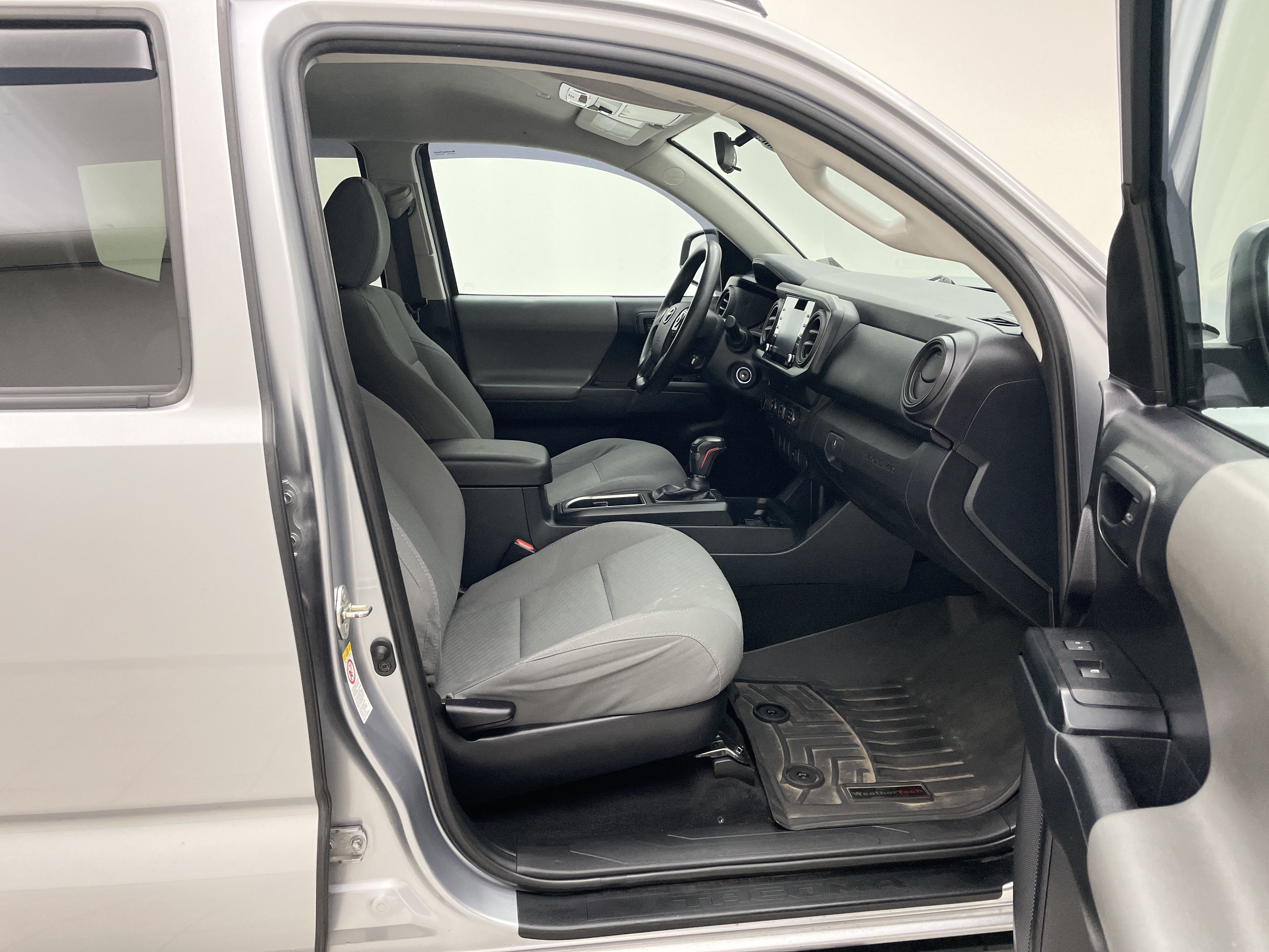 2020 Toyota Tacoma SR V6