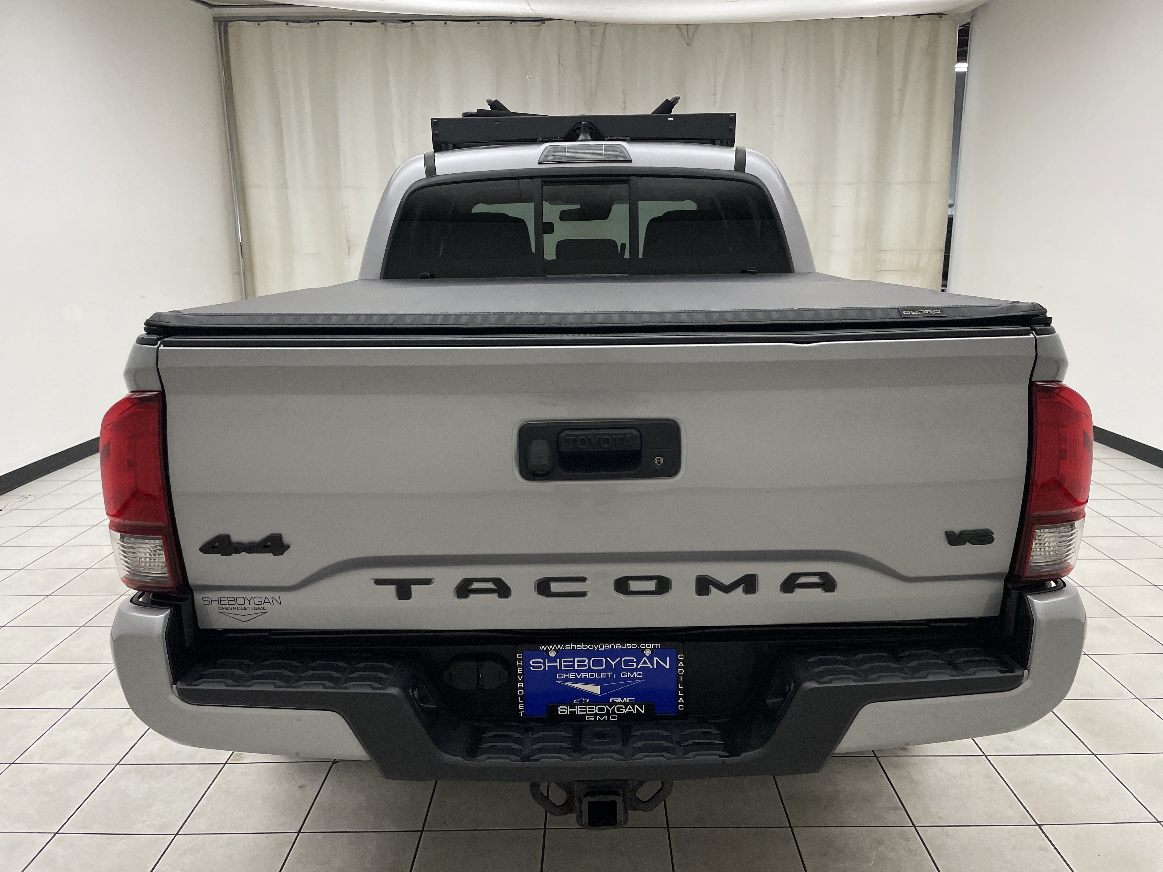 2020 Toyota Tacoma SR V6