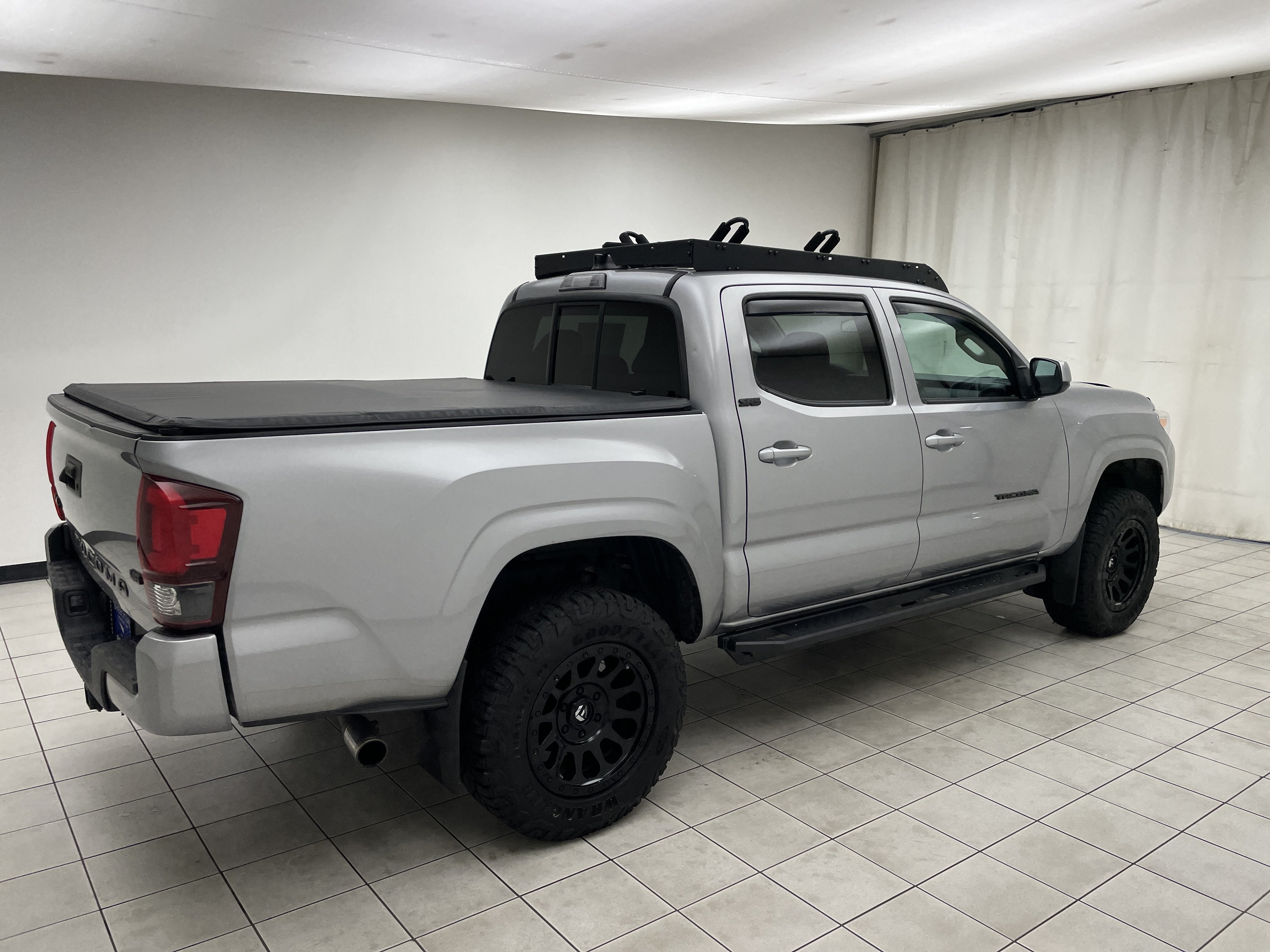 2020 Toyota Tacoma SR V6