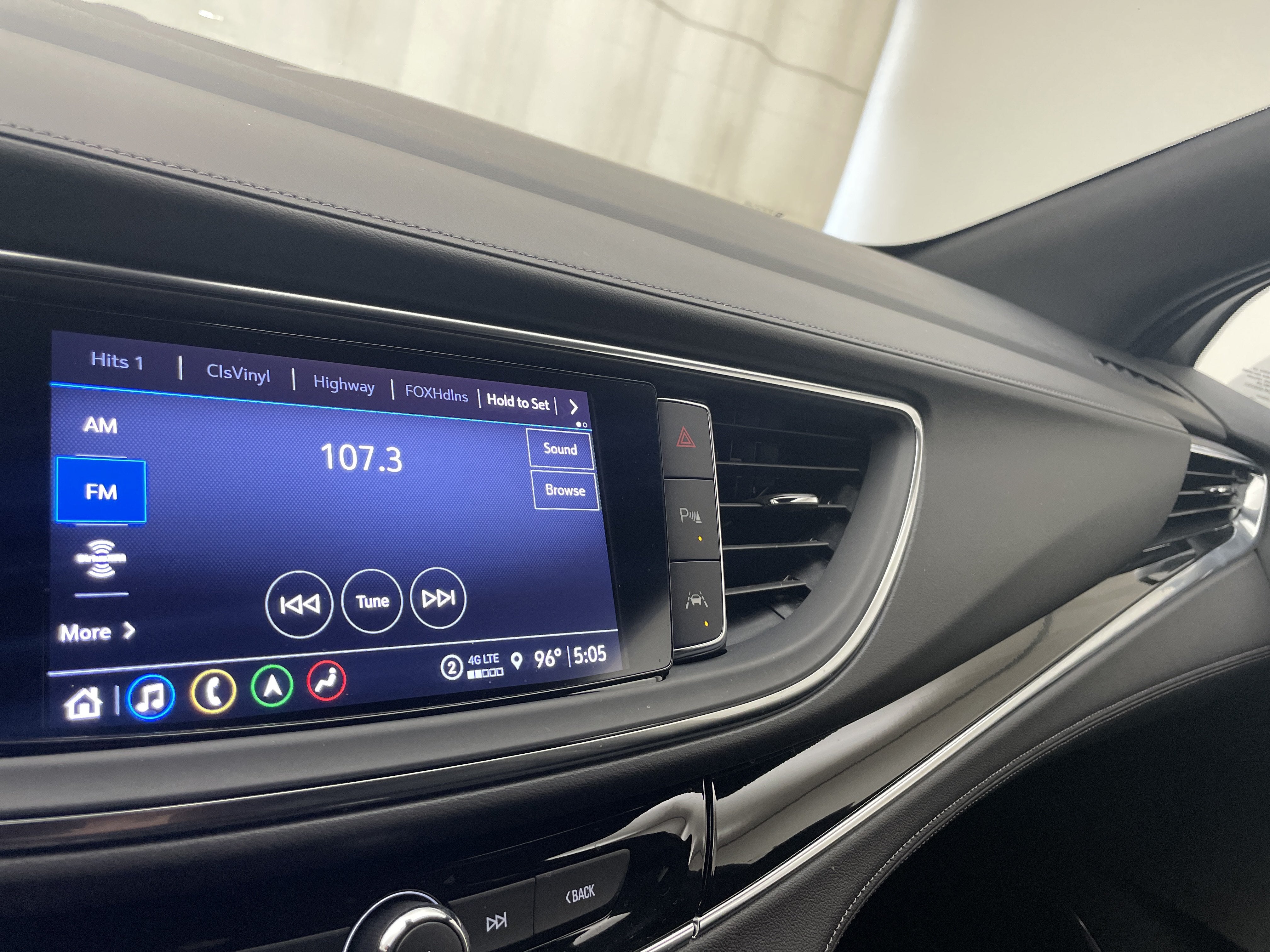 2024 Buick Enclave Avenir