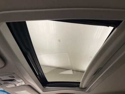 2013 Toyota Sienna XLE V6 8 Passenger