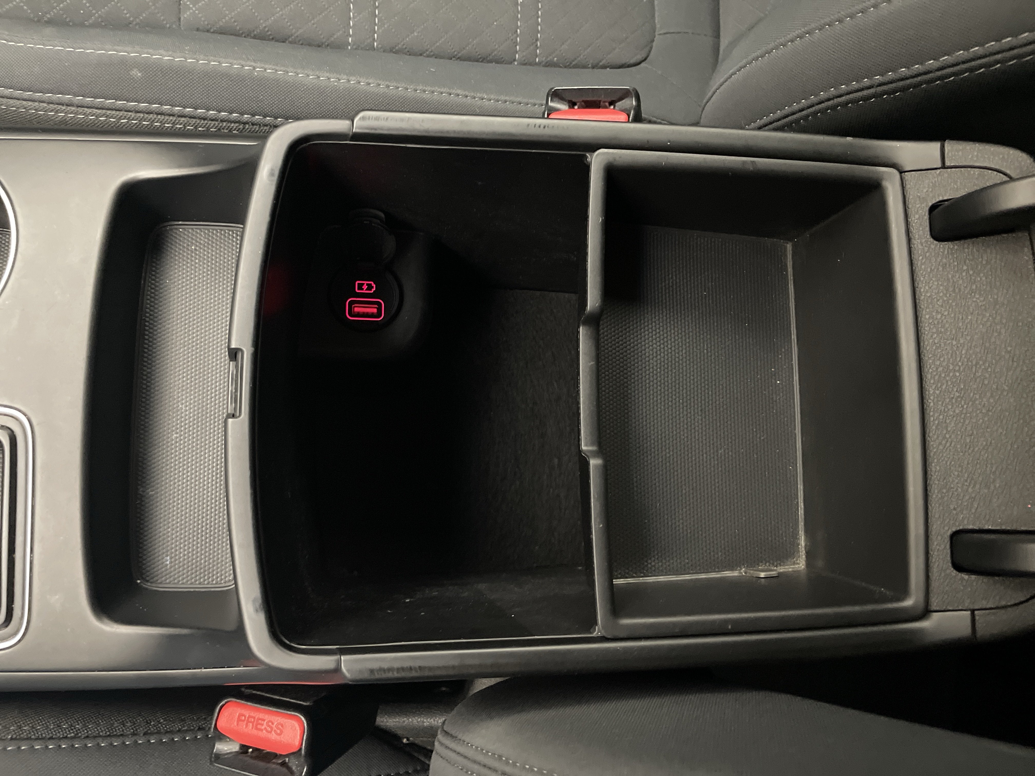 2018 Kia Sorento 2.4L LX