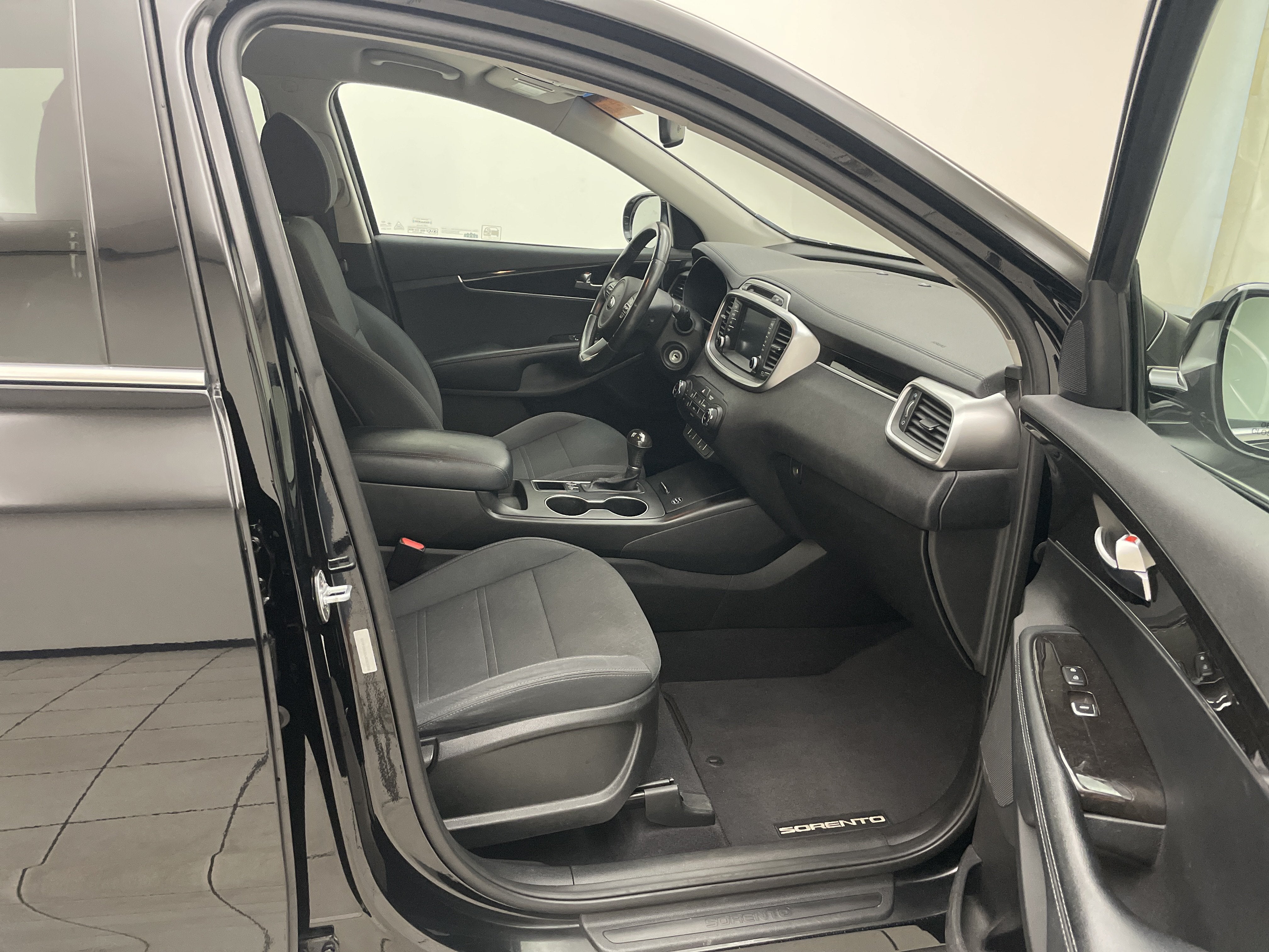 2018 Kia Sorento 2.4L LX