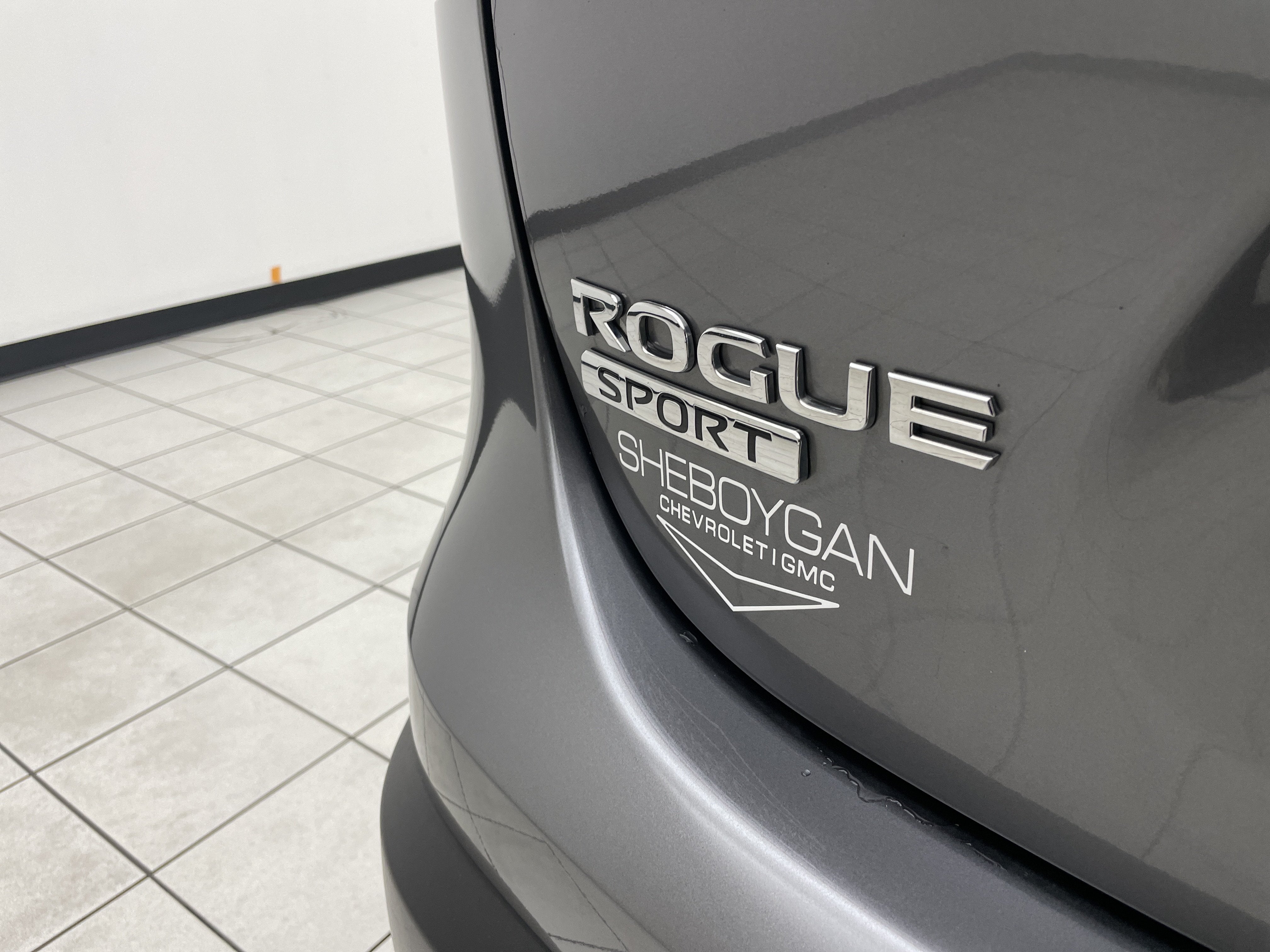 2020 Nissan Rogue Sport S FWD Xtronic CVT