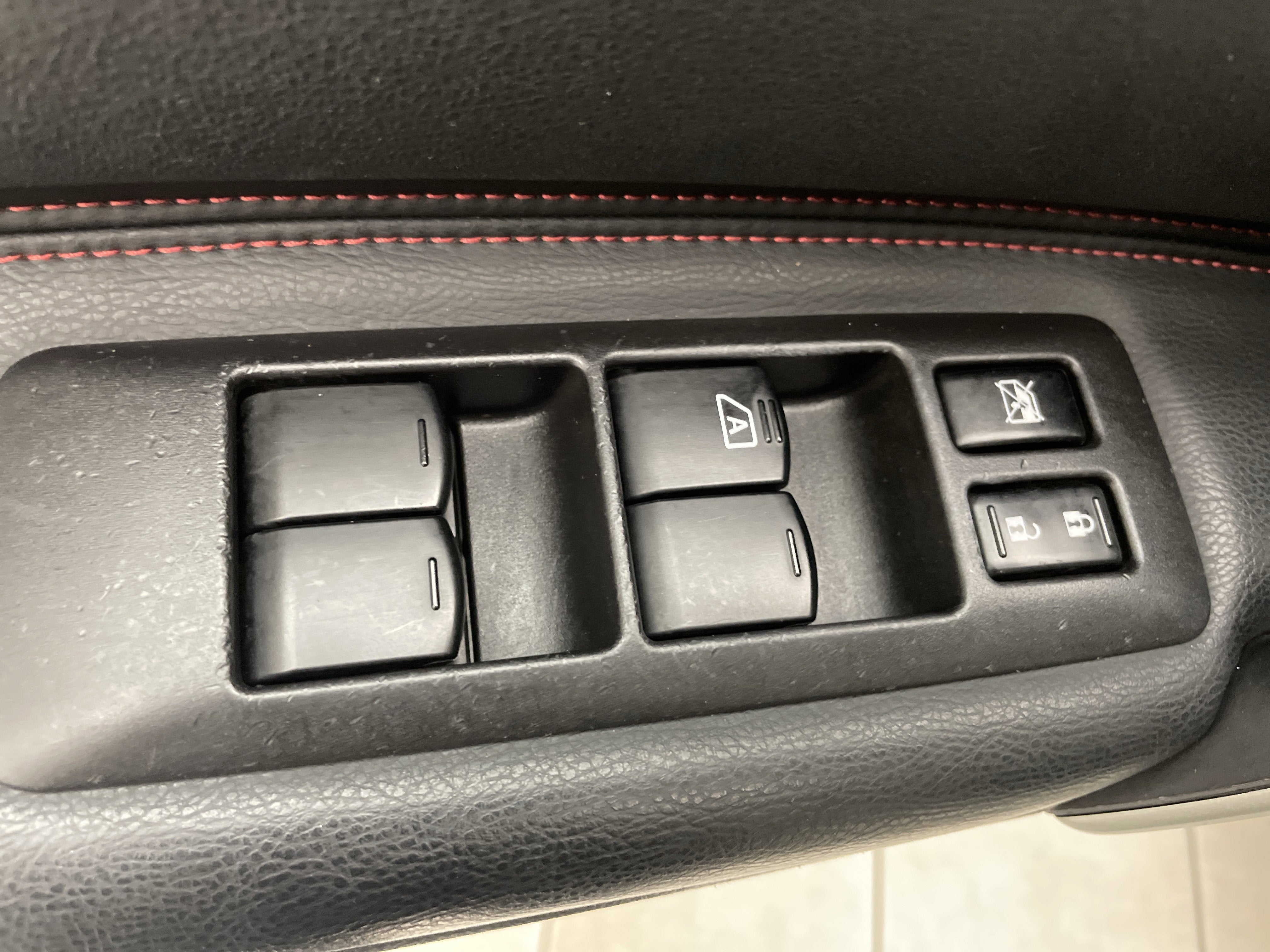 2013 Nissan Rogue SV w/SL Pkg