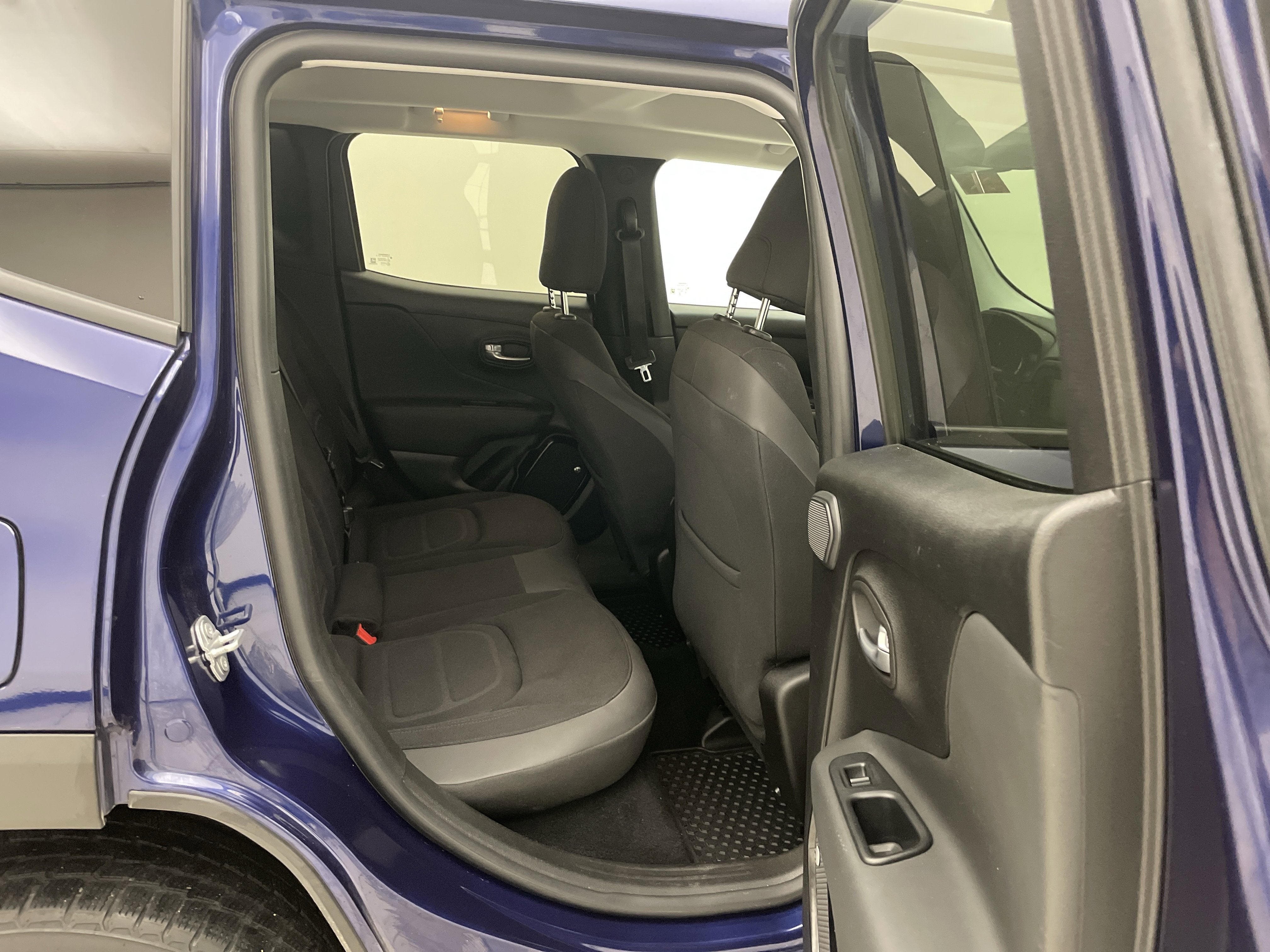 2017 Jeep Renegade Altitude 4x4