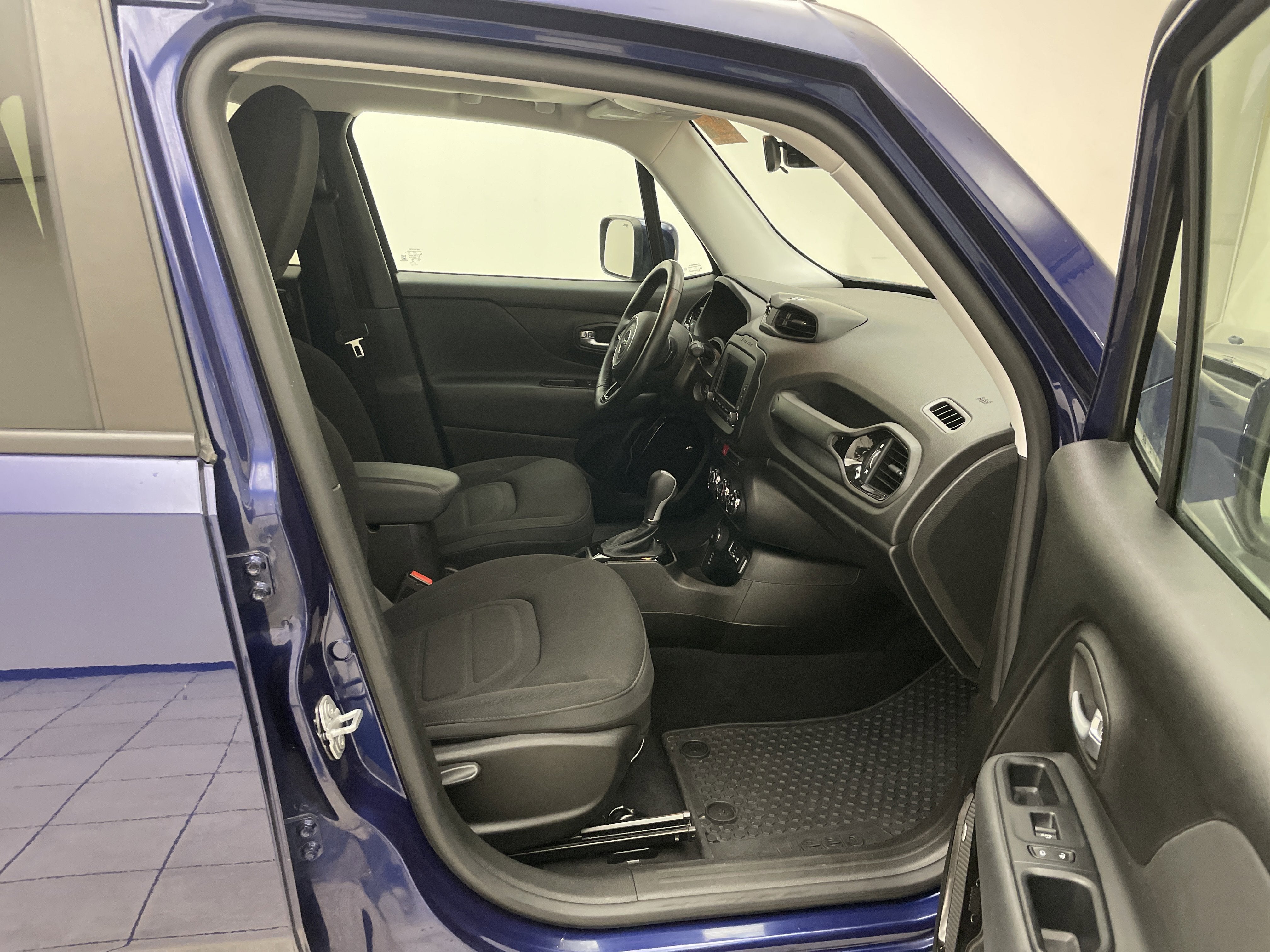 2017 Jeep Renegade Altitude 4x4