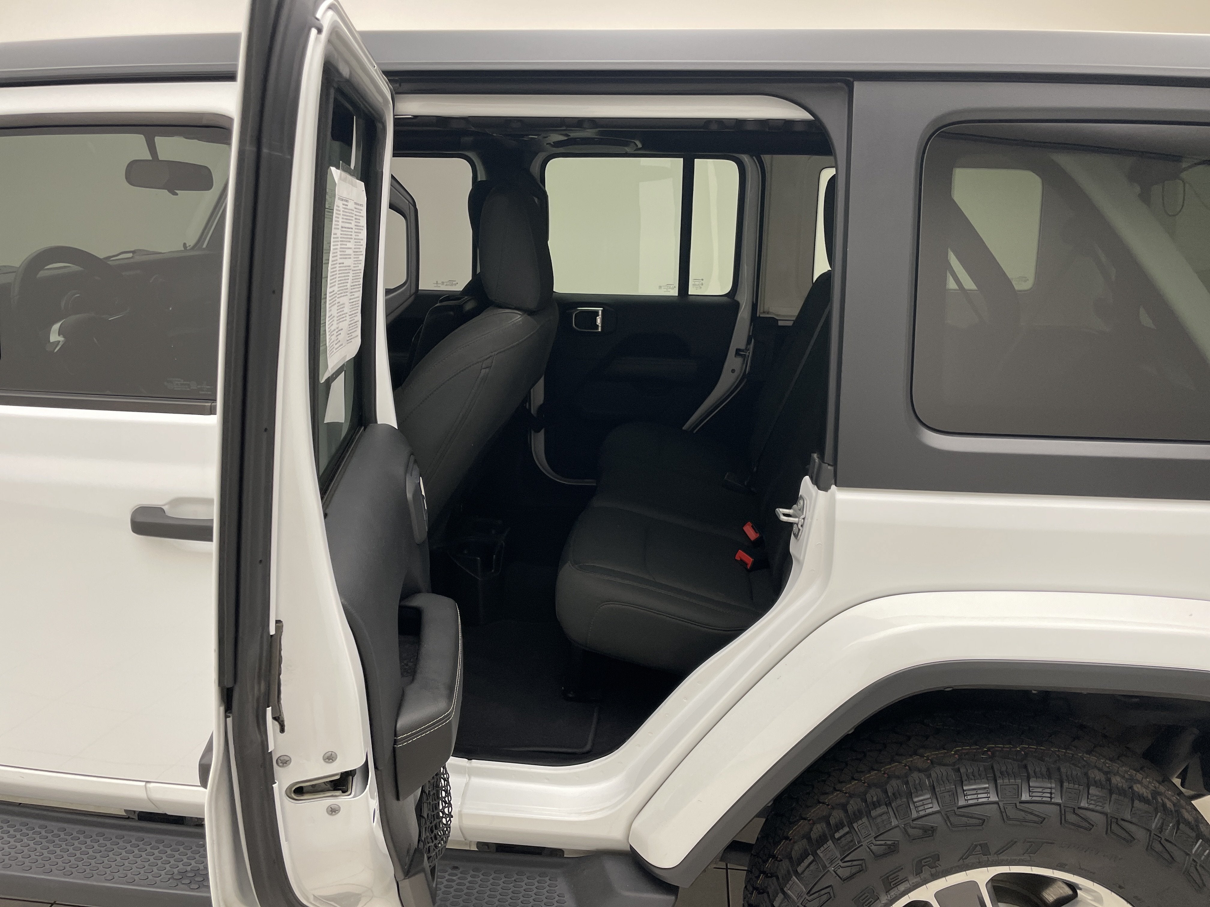 2018 Jeep Wrangler Unlimited Sahara 4x4