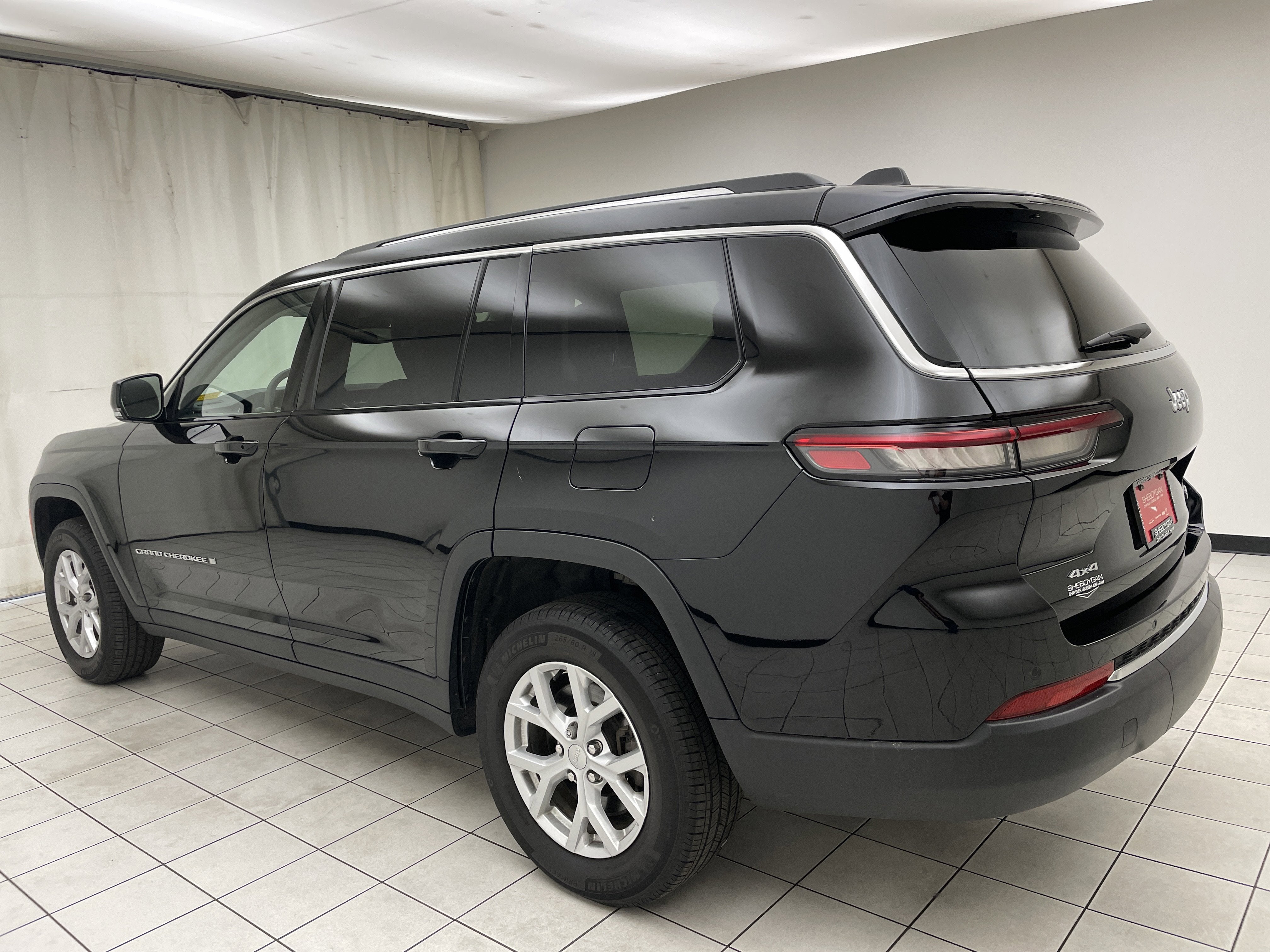 2023 Jeep Grand Cherokee L Limited 4x4