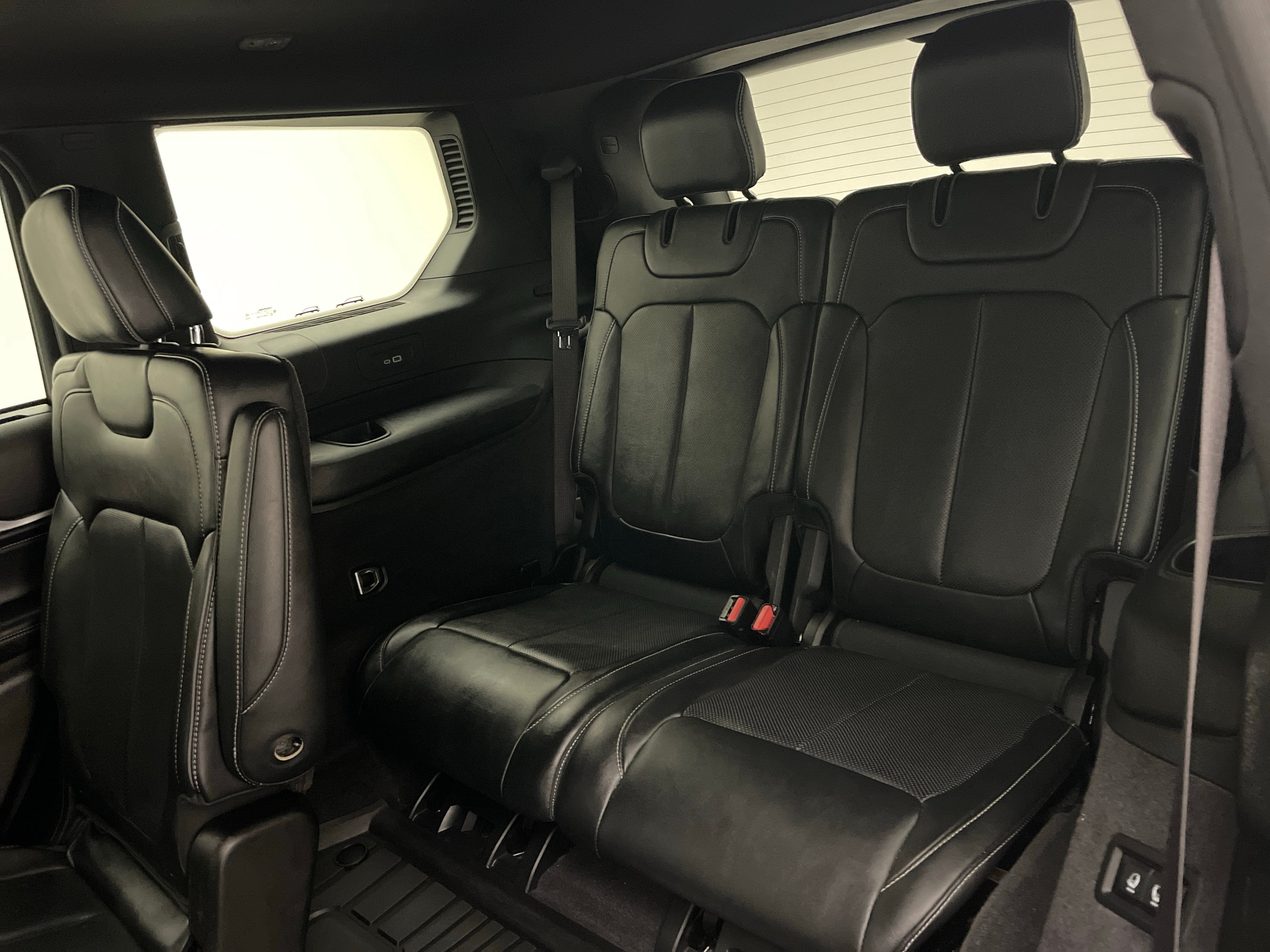 2022 Jeep Grand Cherokee L Overland 4x4