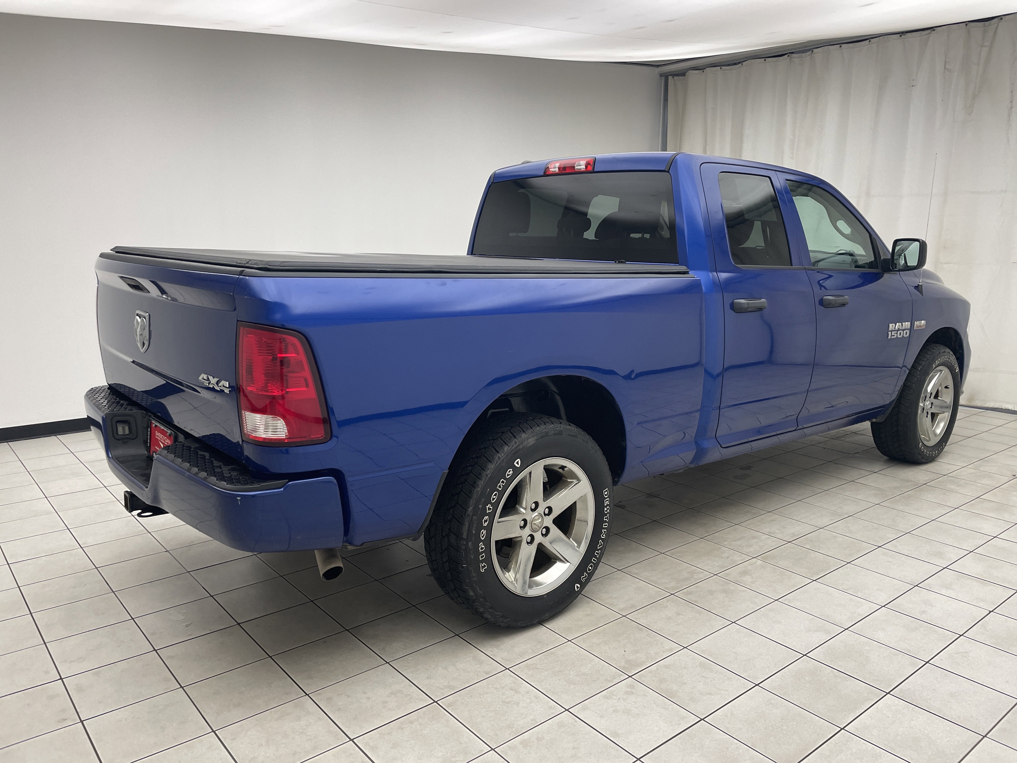 2018 RAM 1500 Express Quad Cab 4x4 6'4' Box