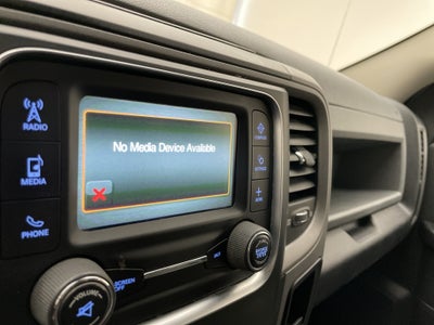 2017 RAM 1500 Express Crew Cab 4x4 5'7' Box