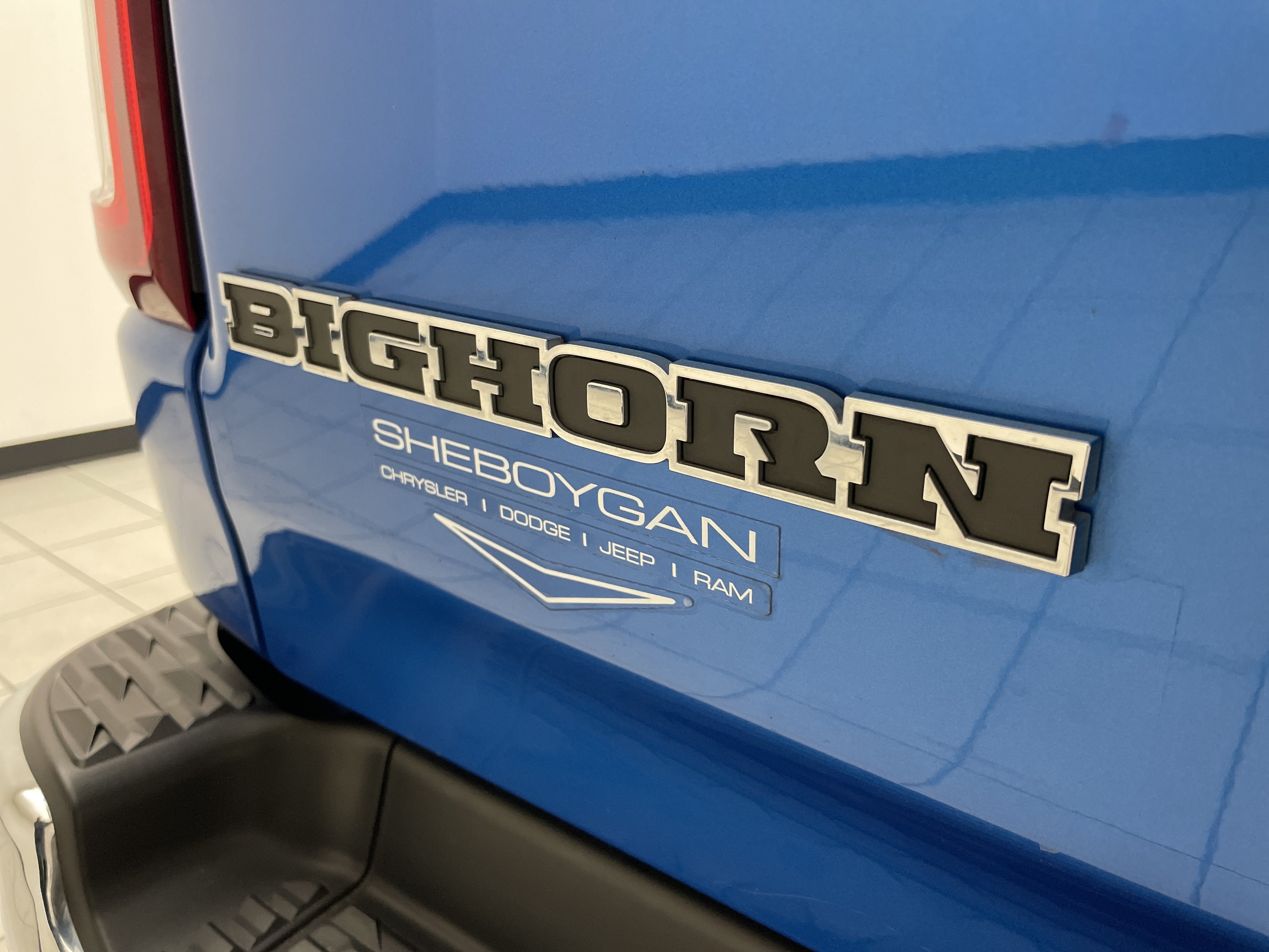 2023 RAM 1500 Big Horn Crew Cab 4x4 5'7' Box