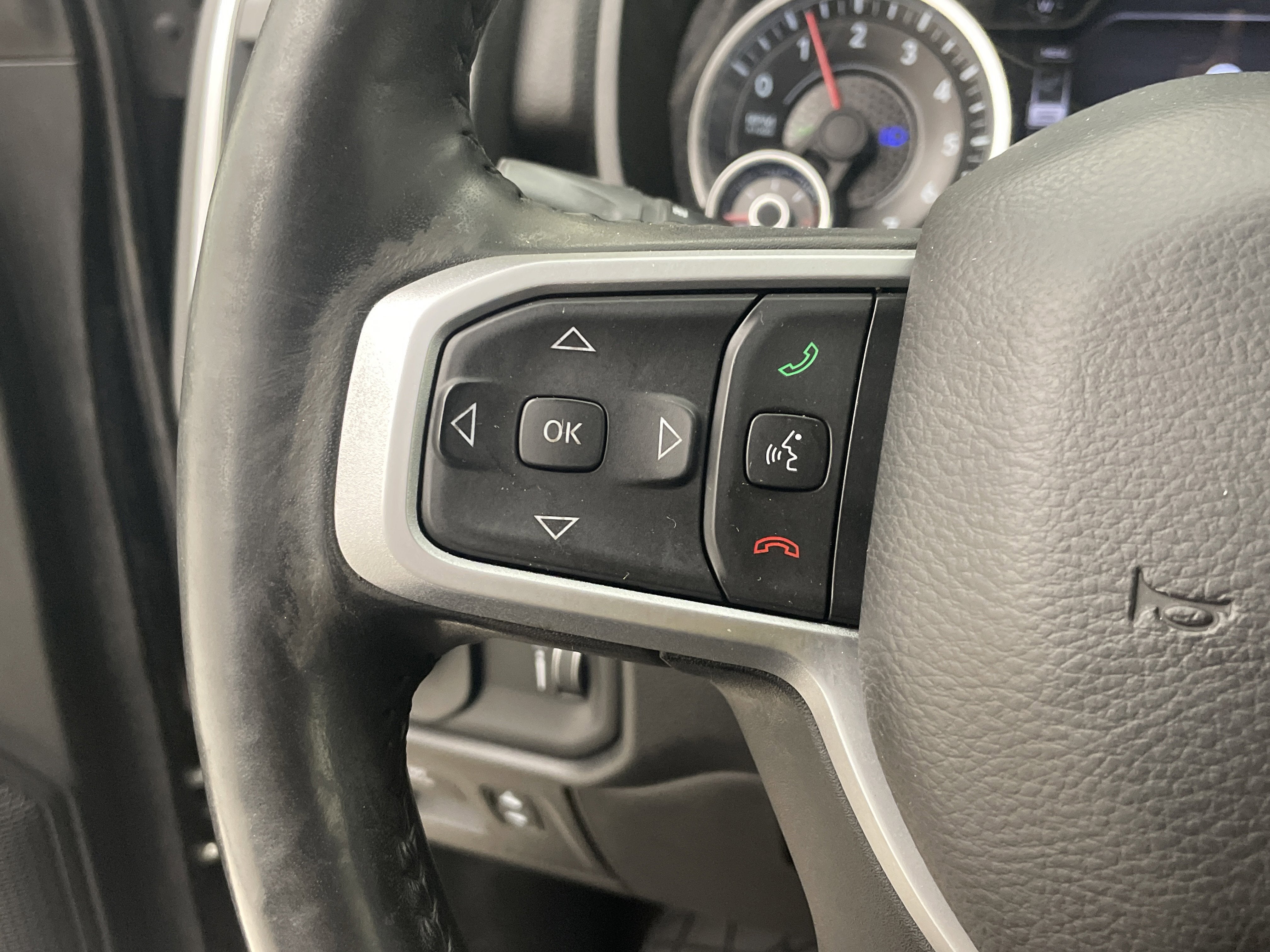 2020 RAM 1500 Big Horn Quad Cab 4x4 6'4' Box