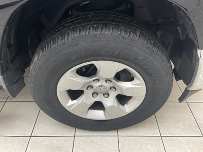 2020 RAM 1500 Big Horn Quad Cab 4x4 6'4' Box