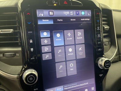 2025 RAM 1500 Big Horn Crew Cab 4x4 5'7' Box