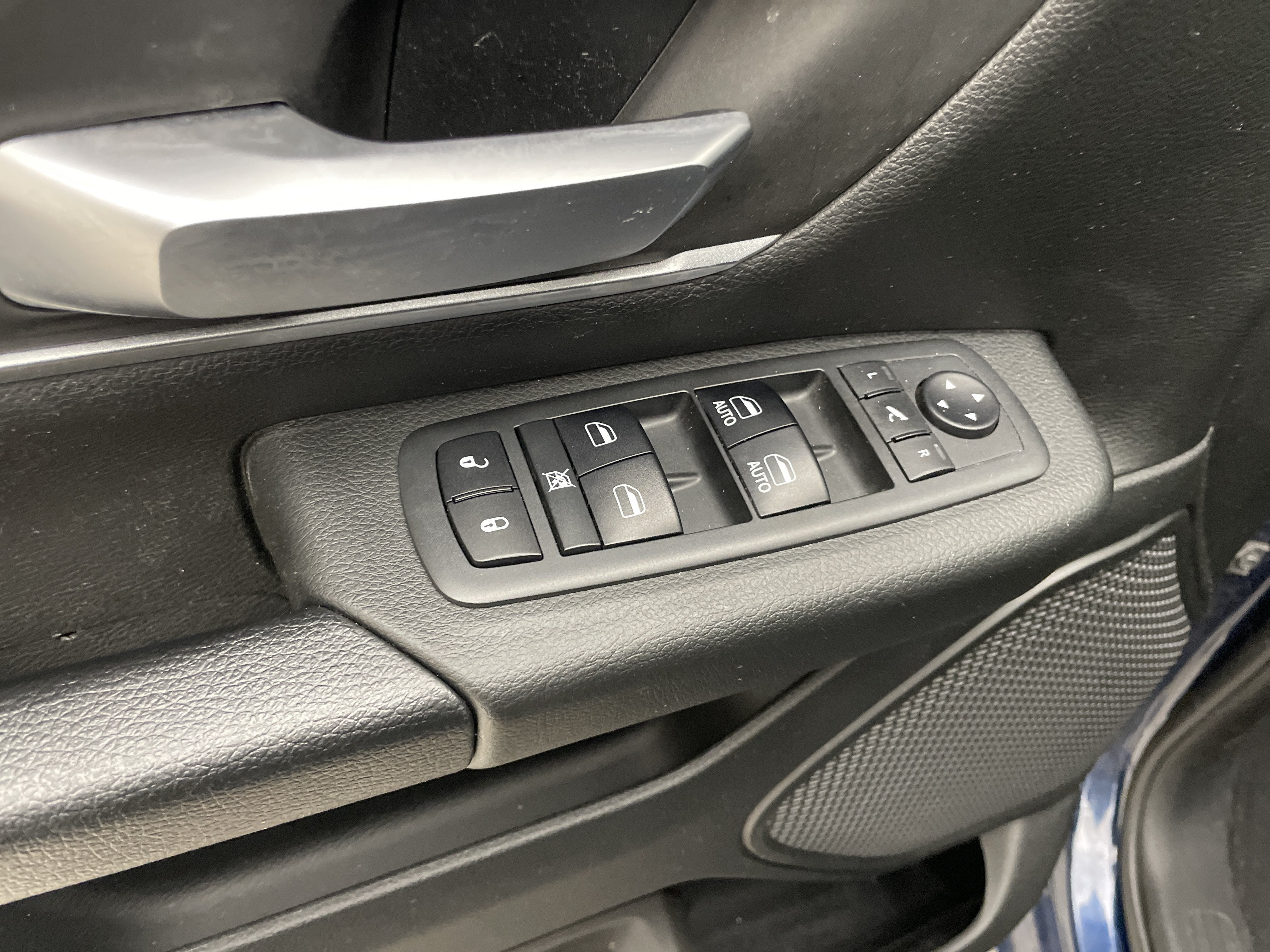 2019 RAM 1500 Big Horn/Lone Star Crew Cab 4x4 5'7' Box