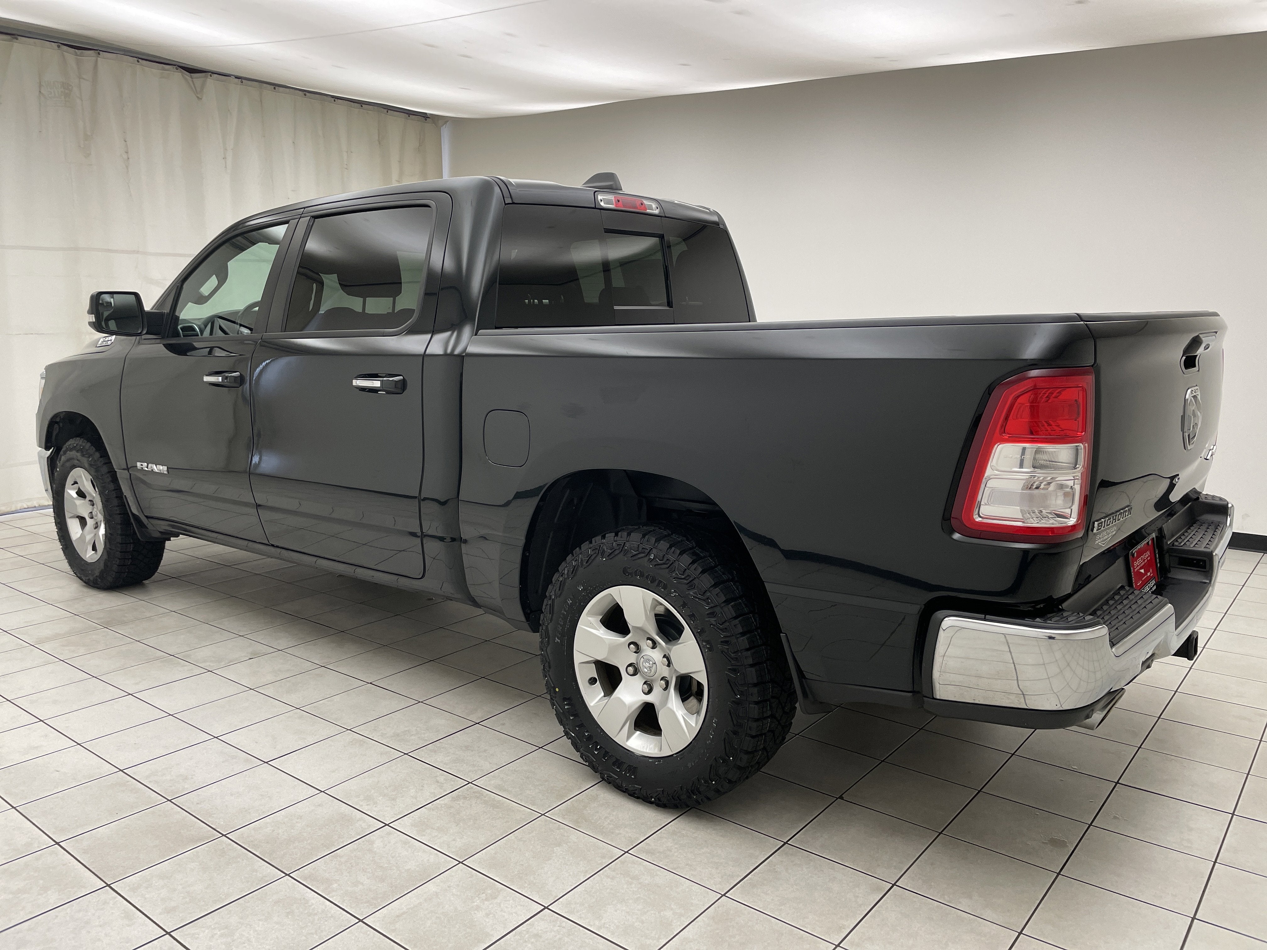 2019 RAM 1500 Big Horn/Lone Star Crew Cab 4x4 5'7' Box
