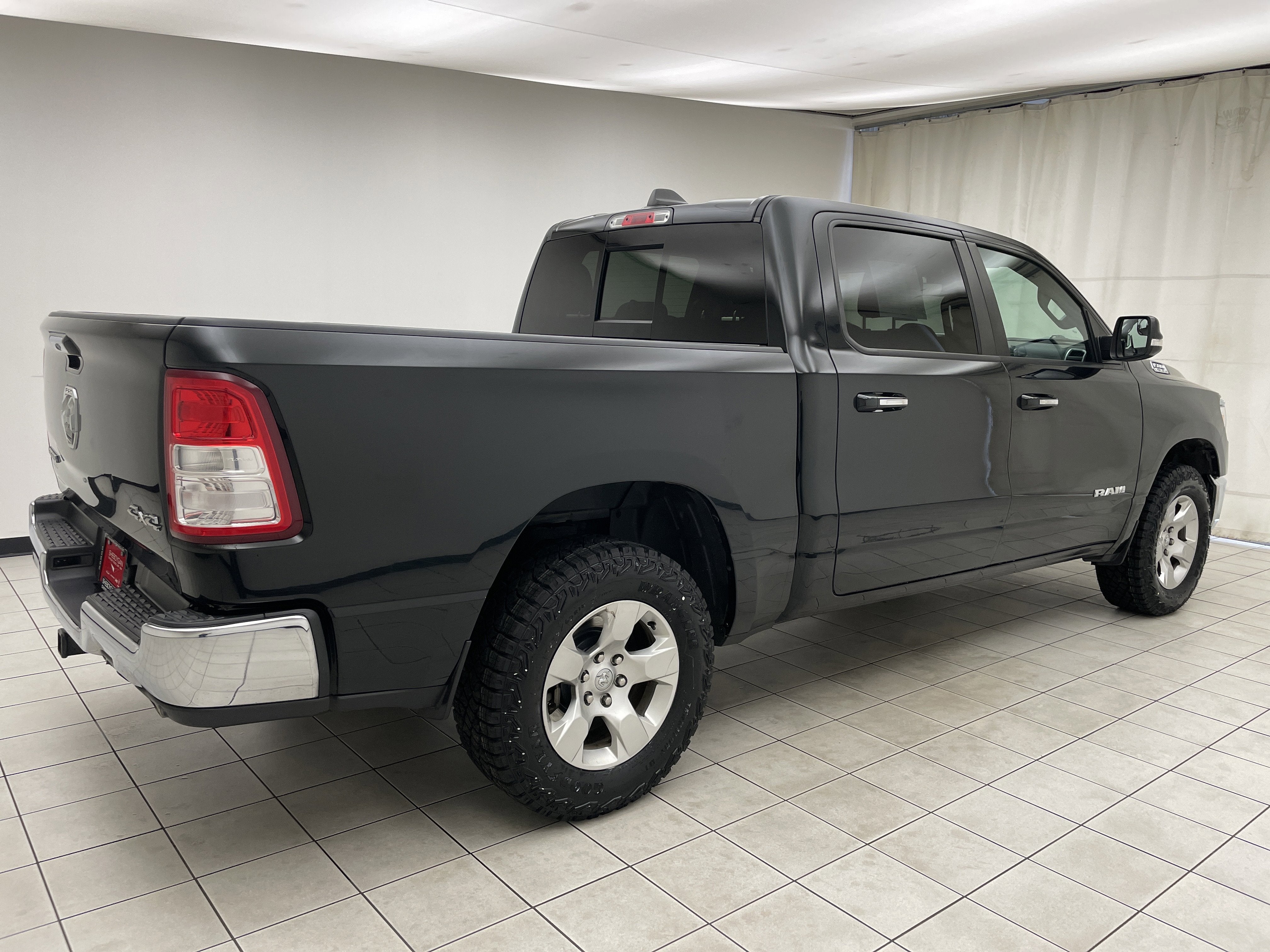 2019 RAM 1500 Big Horn/Lone Star Crew Cab 4x4 5'7' Box
